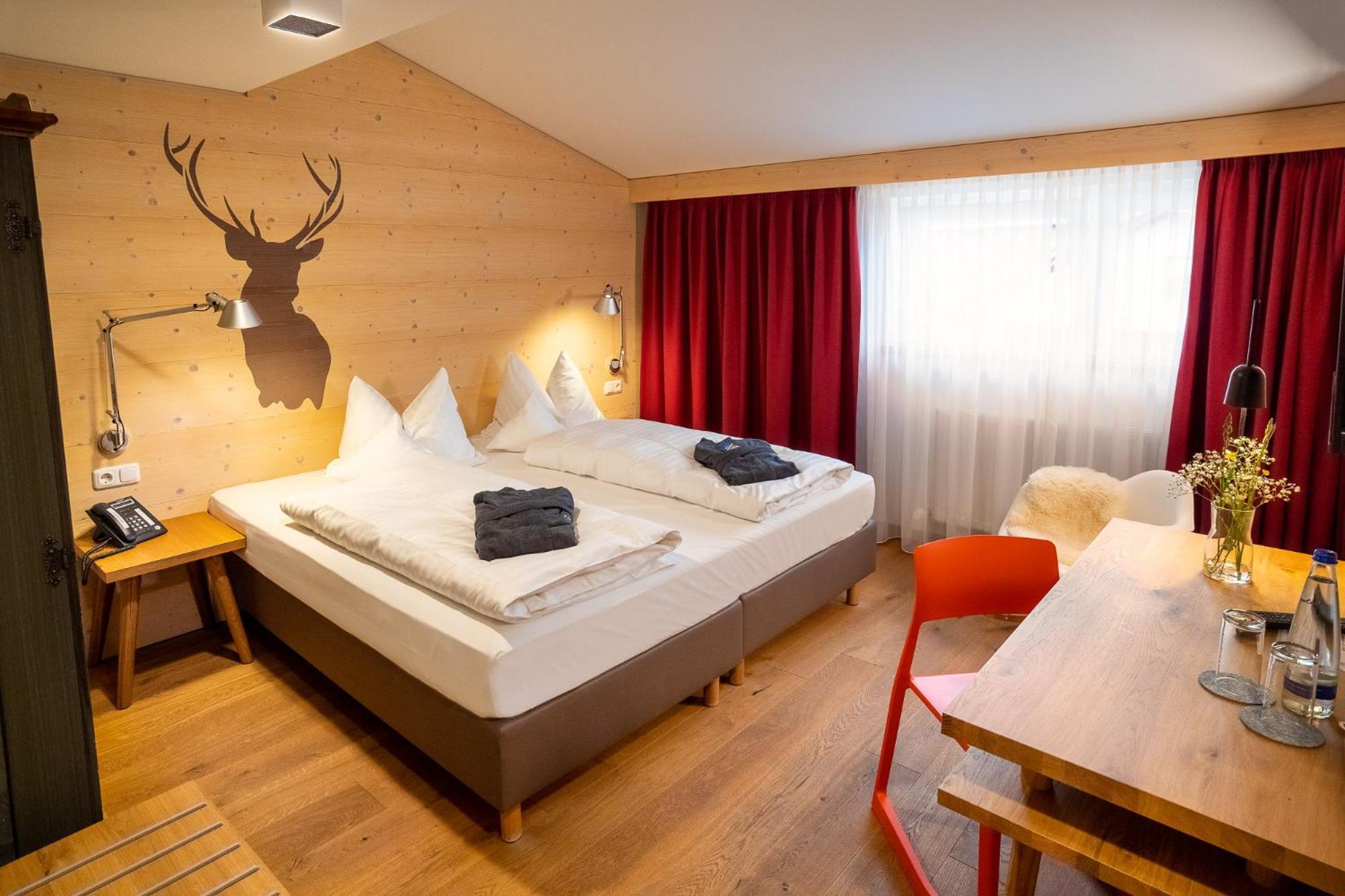 Deluxe Double Room - Photo 4