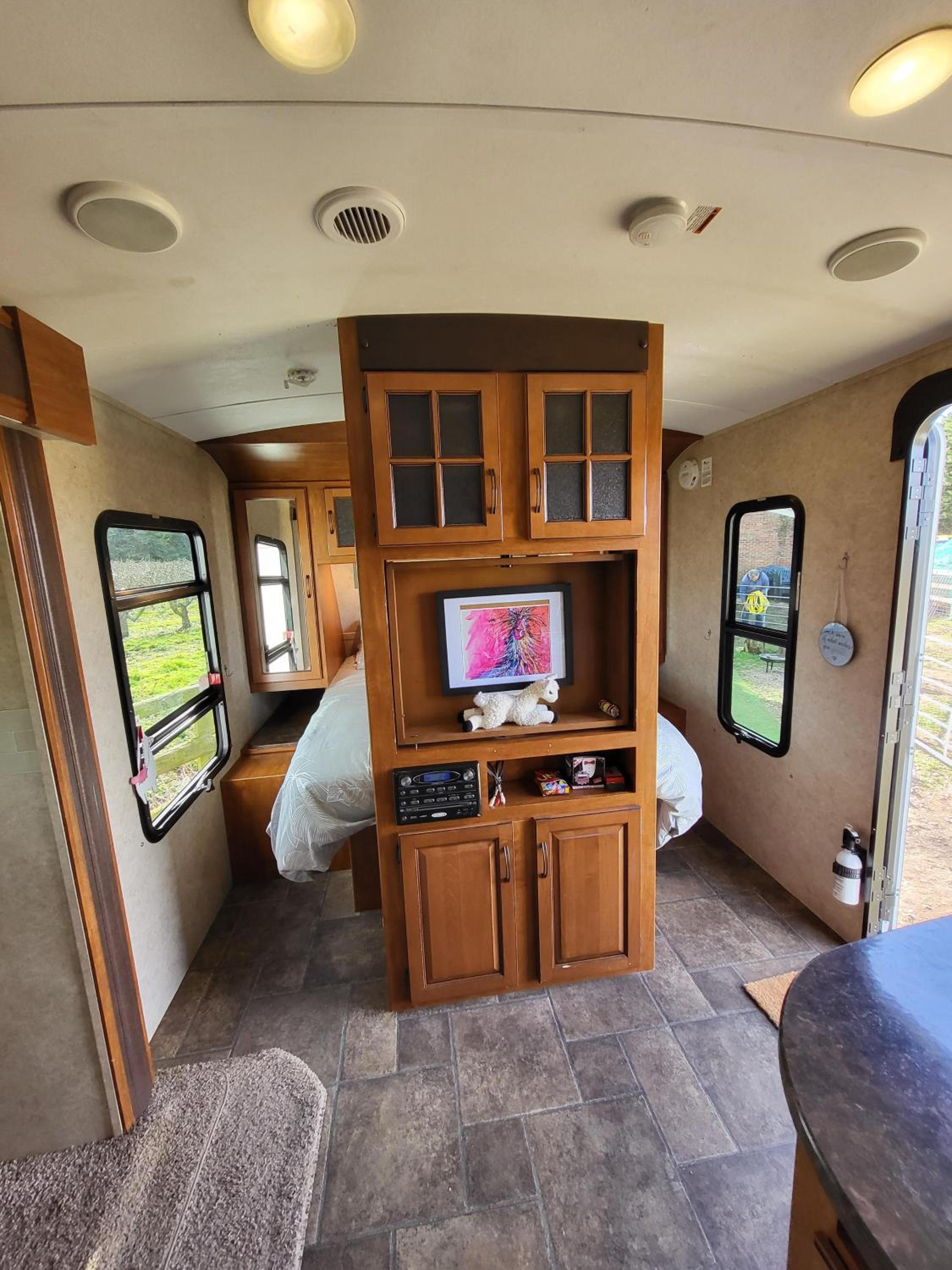 Quadruple Room with Private Bathroom - Photo 6