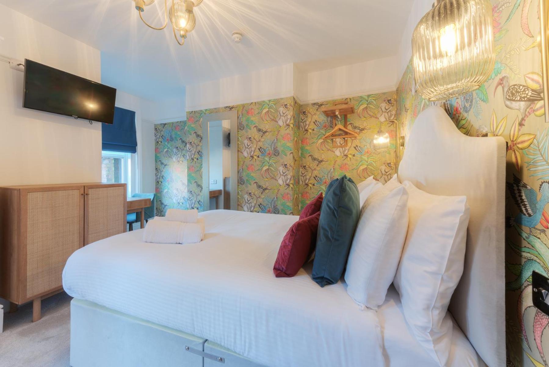 Standard Double Room with Shower photo 3