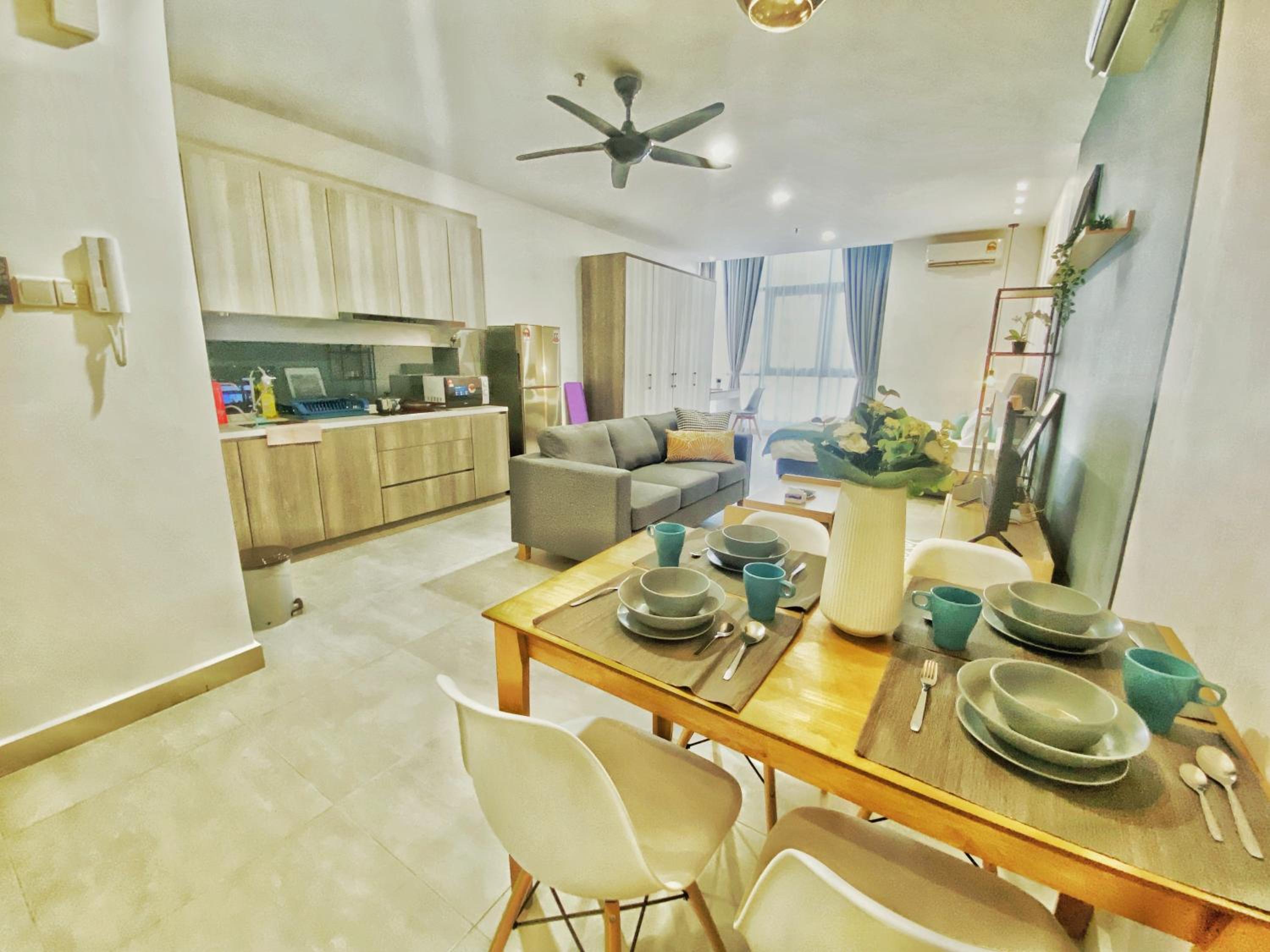 Studio Apartment
