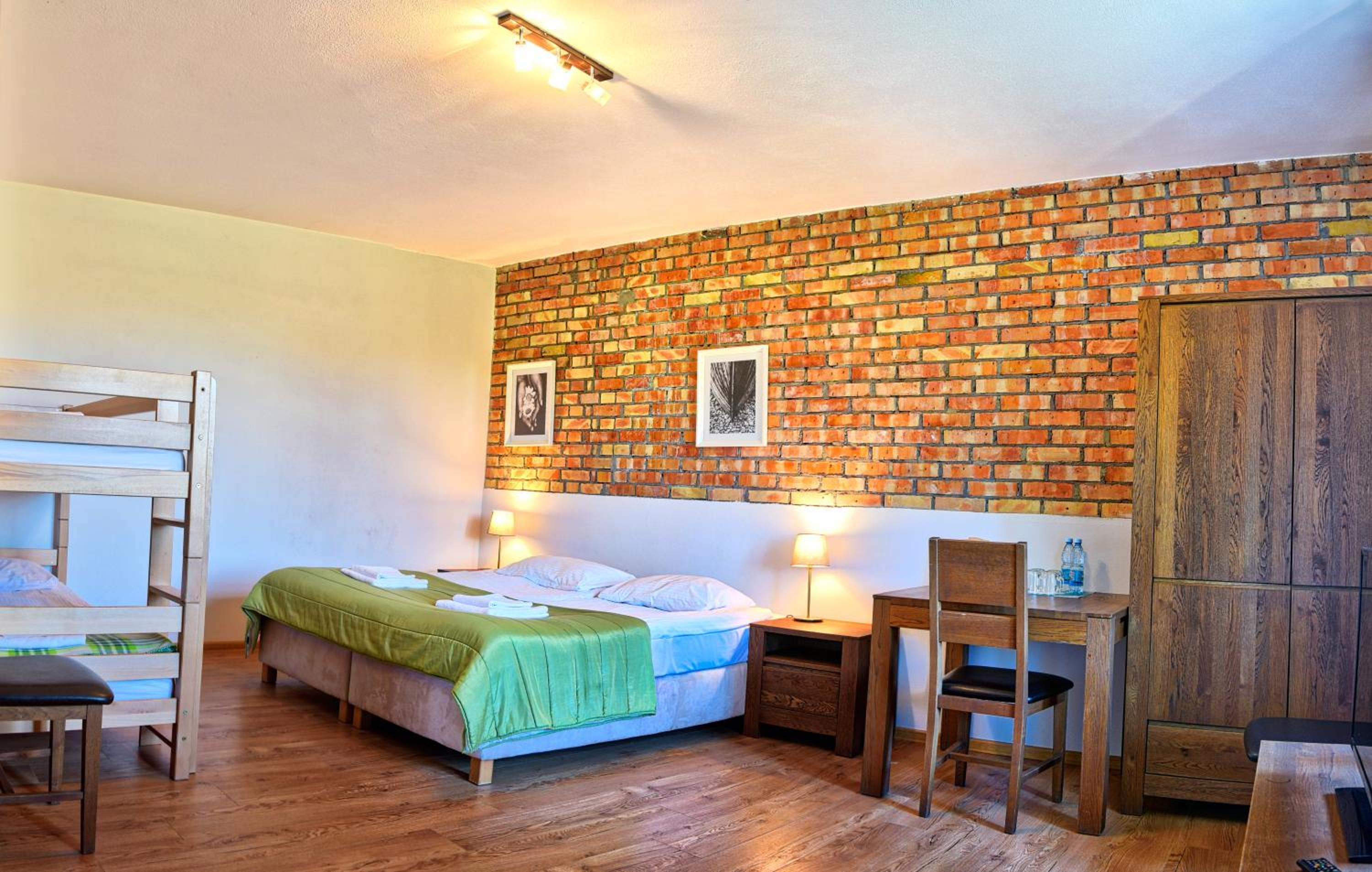 Family Room - Photo 27
