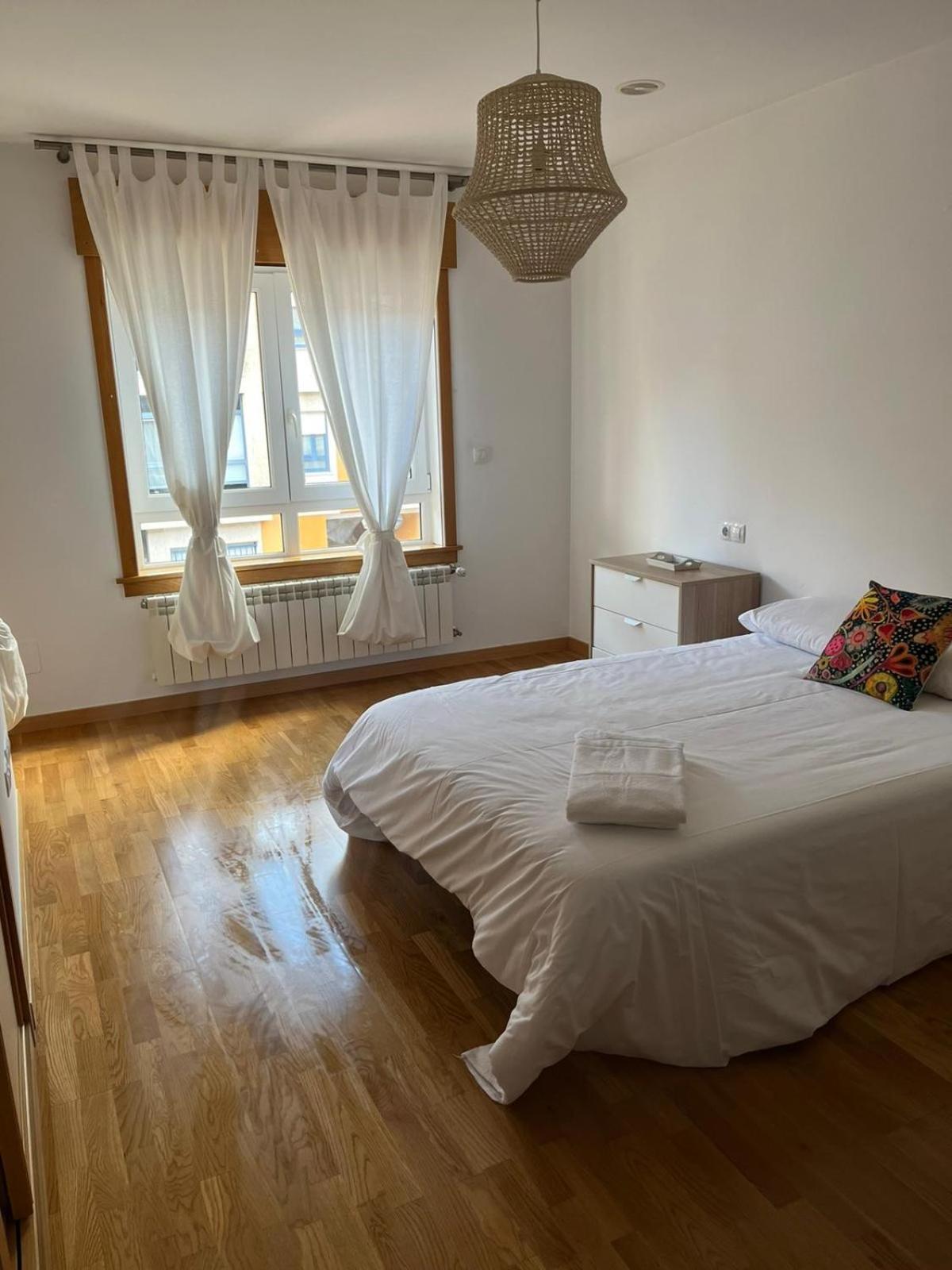 Three-Bedroom House - Photo 23