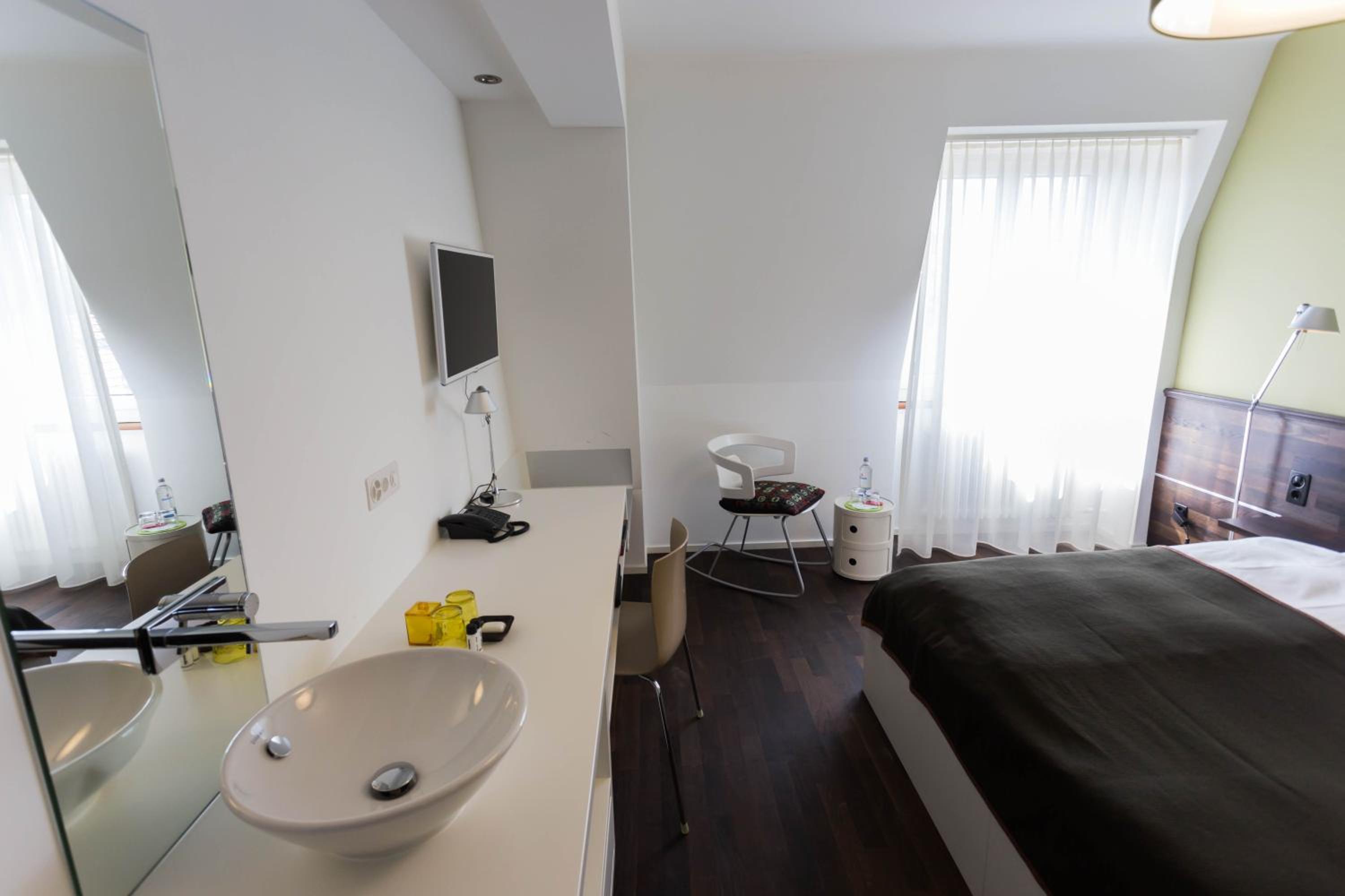Comfort Double Room - Photo 4