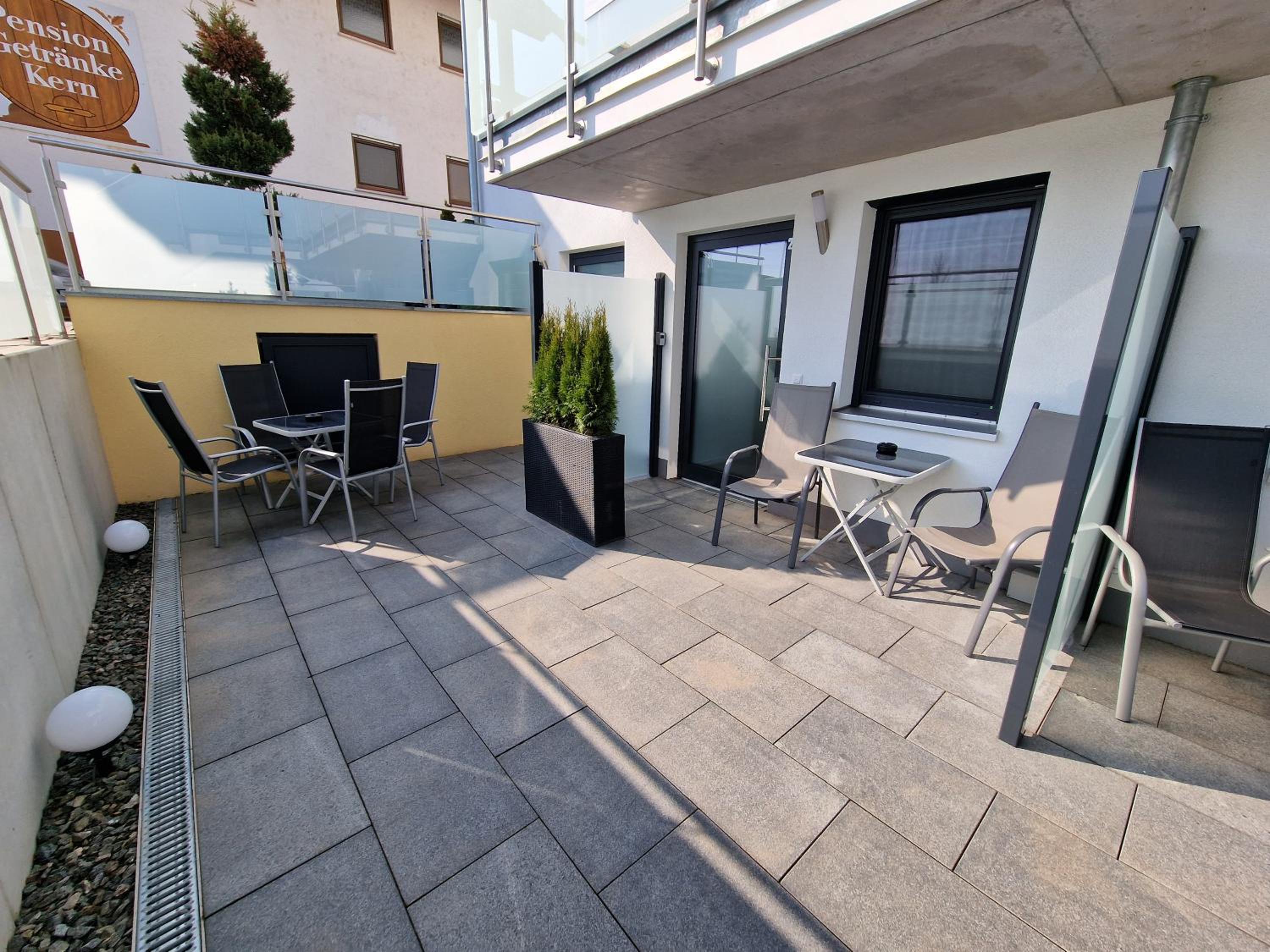 One-Bedroom Apartment - Photo 6