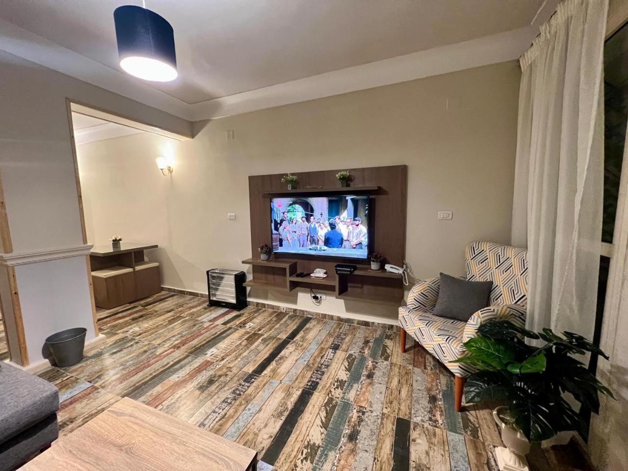 Apartment with Sea View - Photo 33