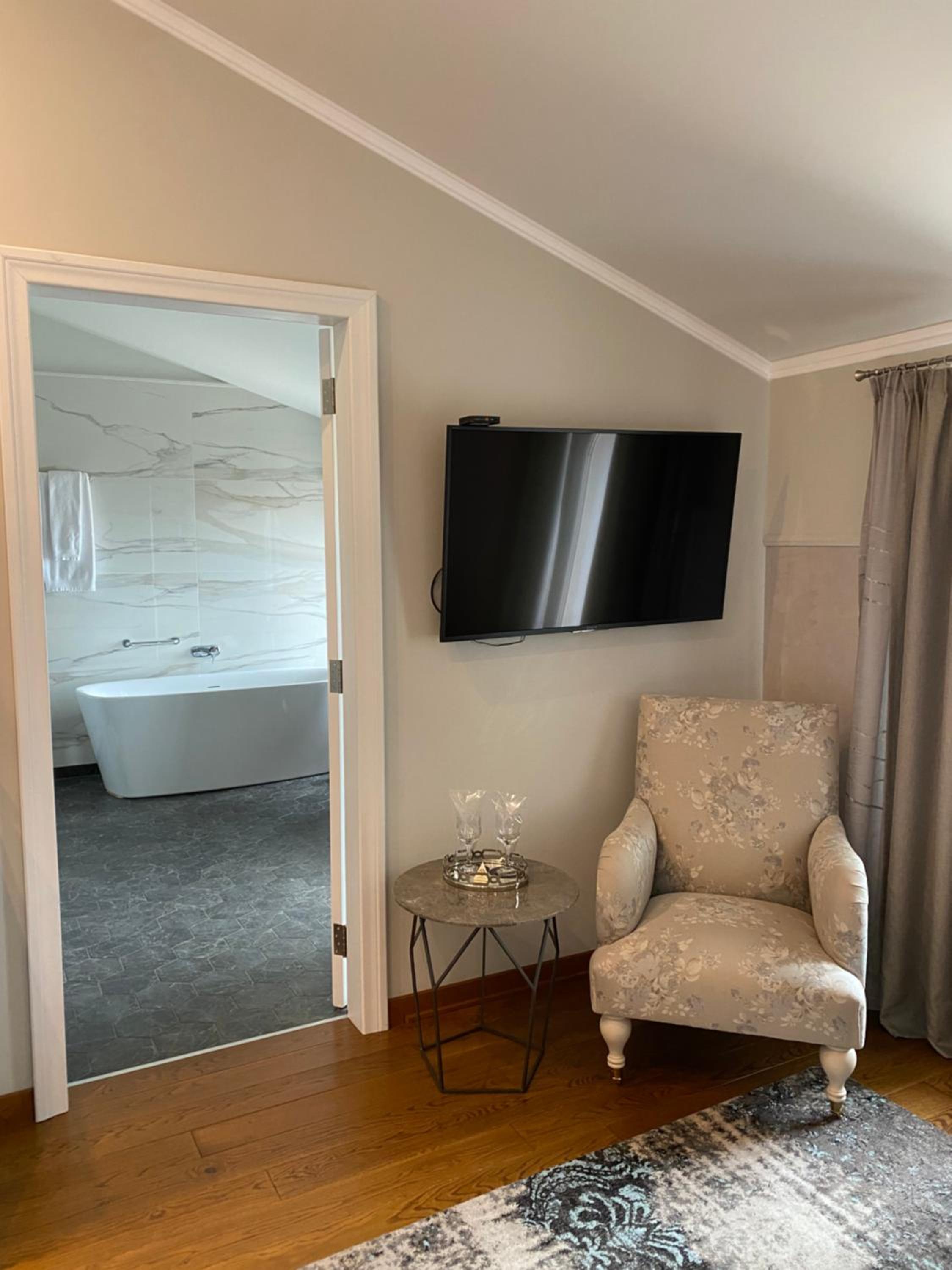 Deluxe Double Room with Sea View photo 2