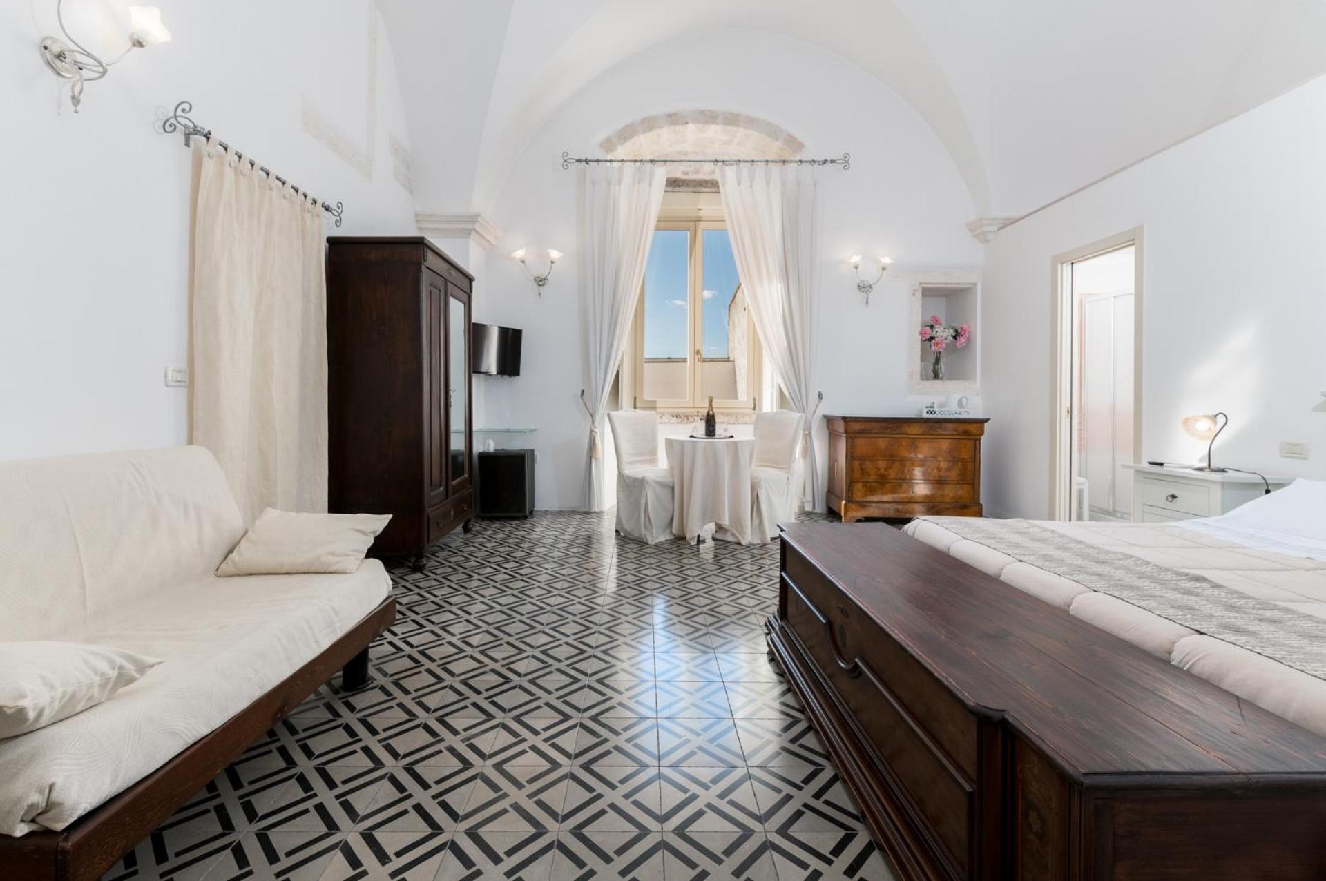 Deluxe Double Room - Photo 6