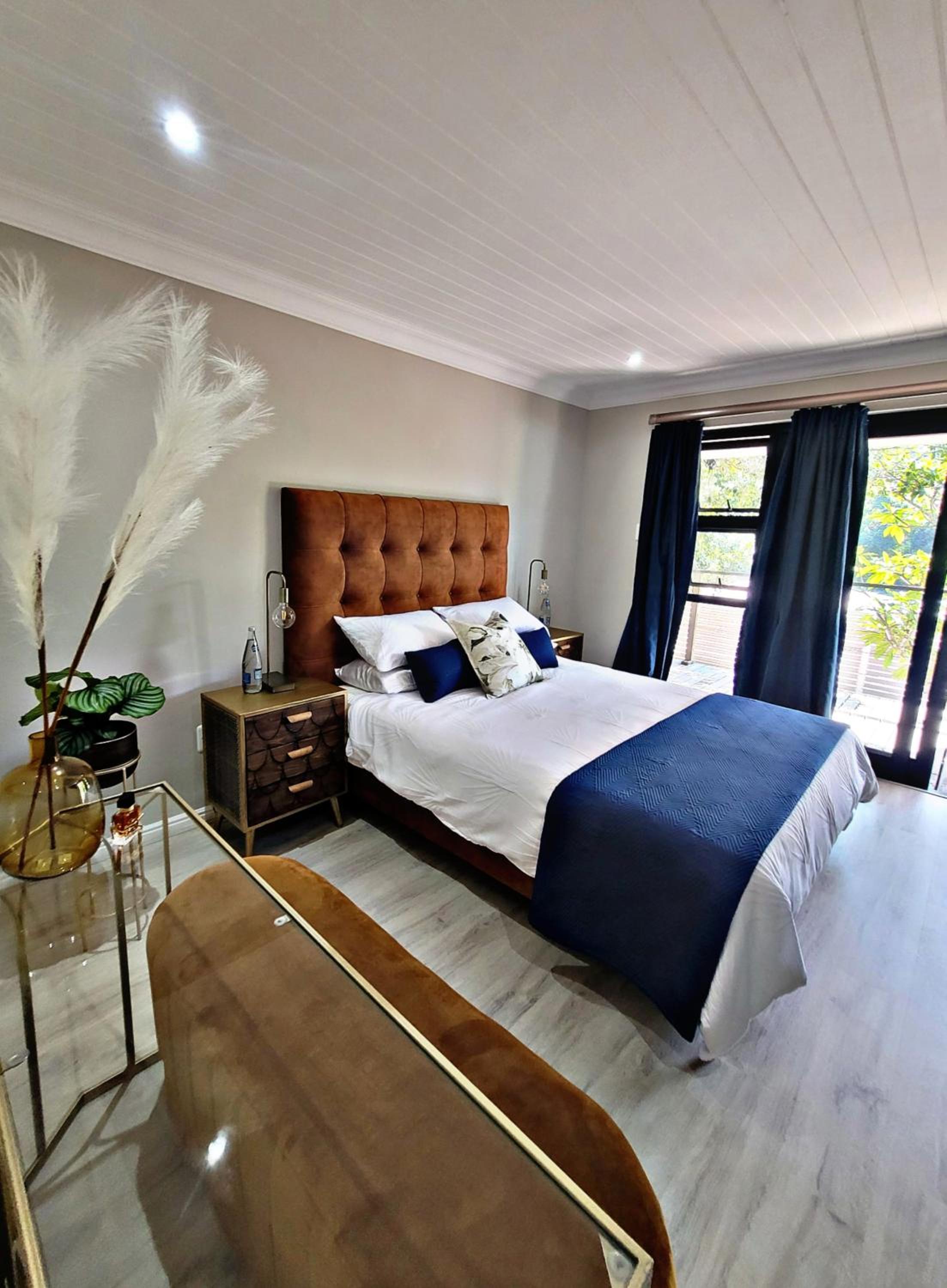 Four-Bedroom House - Photo 9