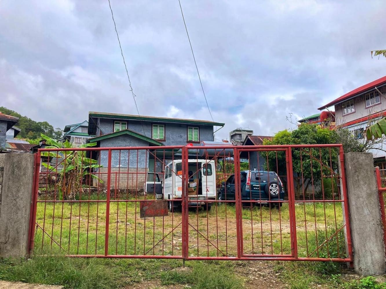 Four-Bedroom House - Photo 14