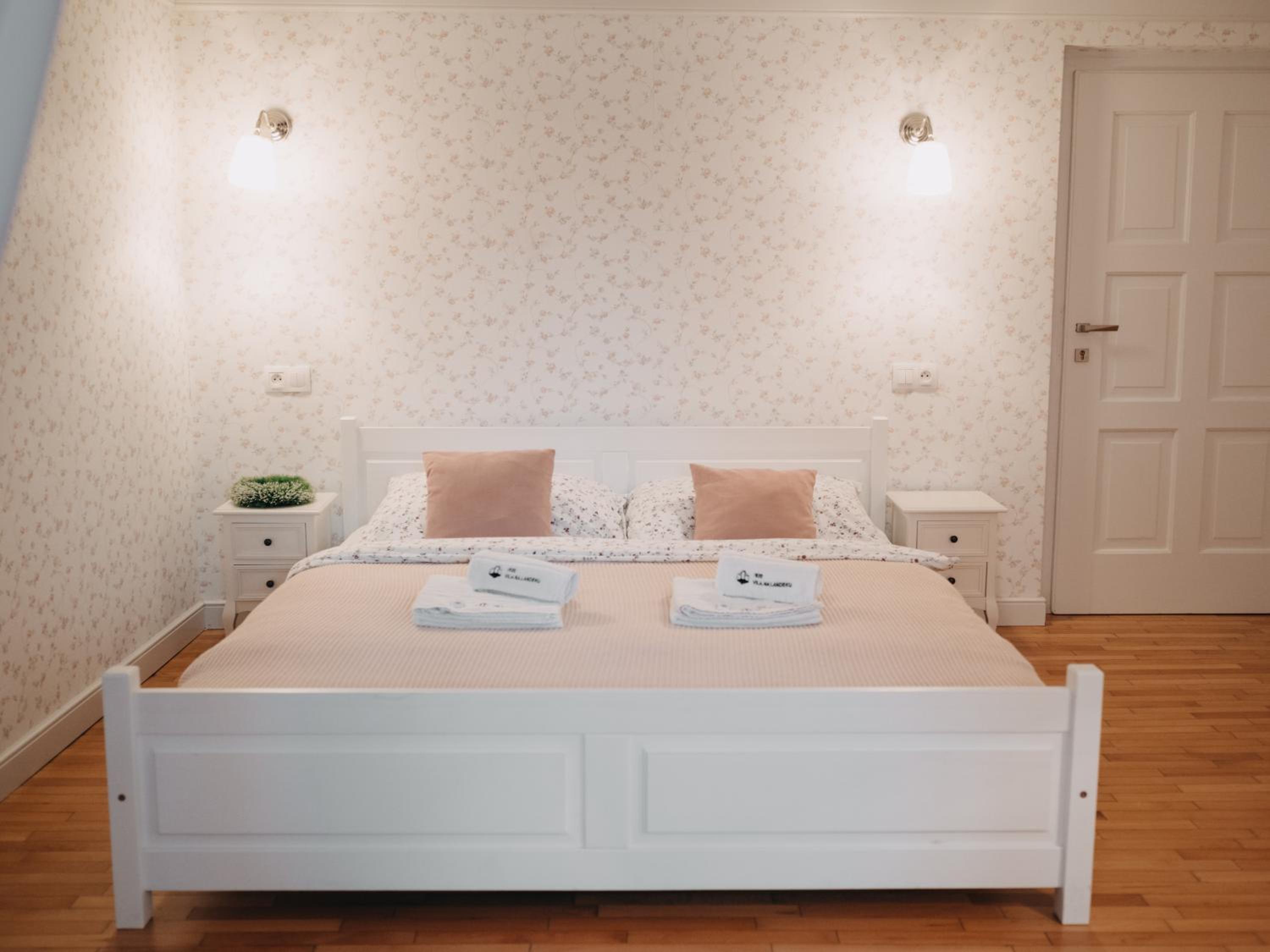 King Room with Garden View