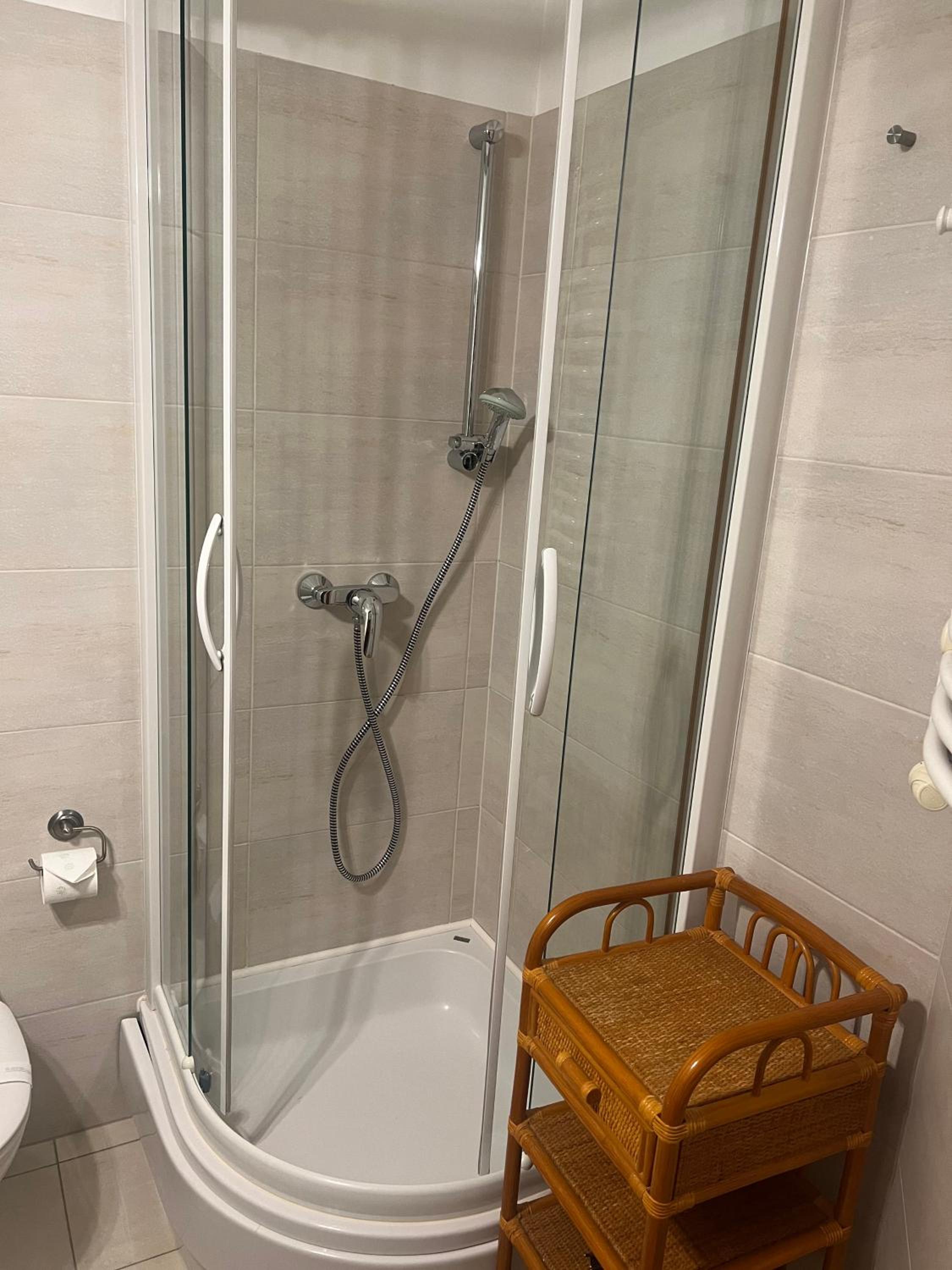 Standard Double Room - Photo 4