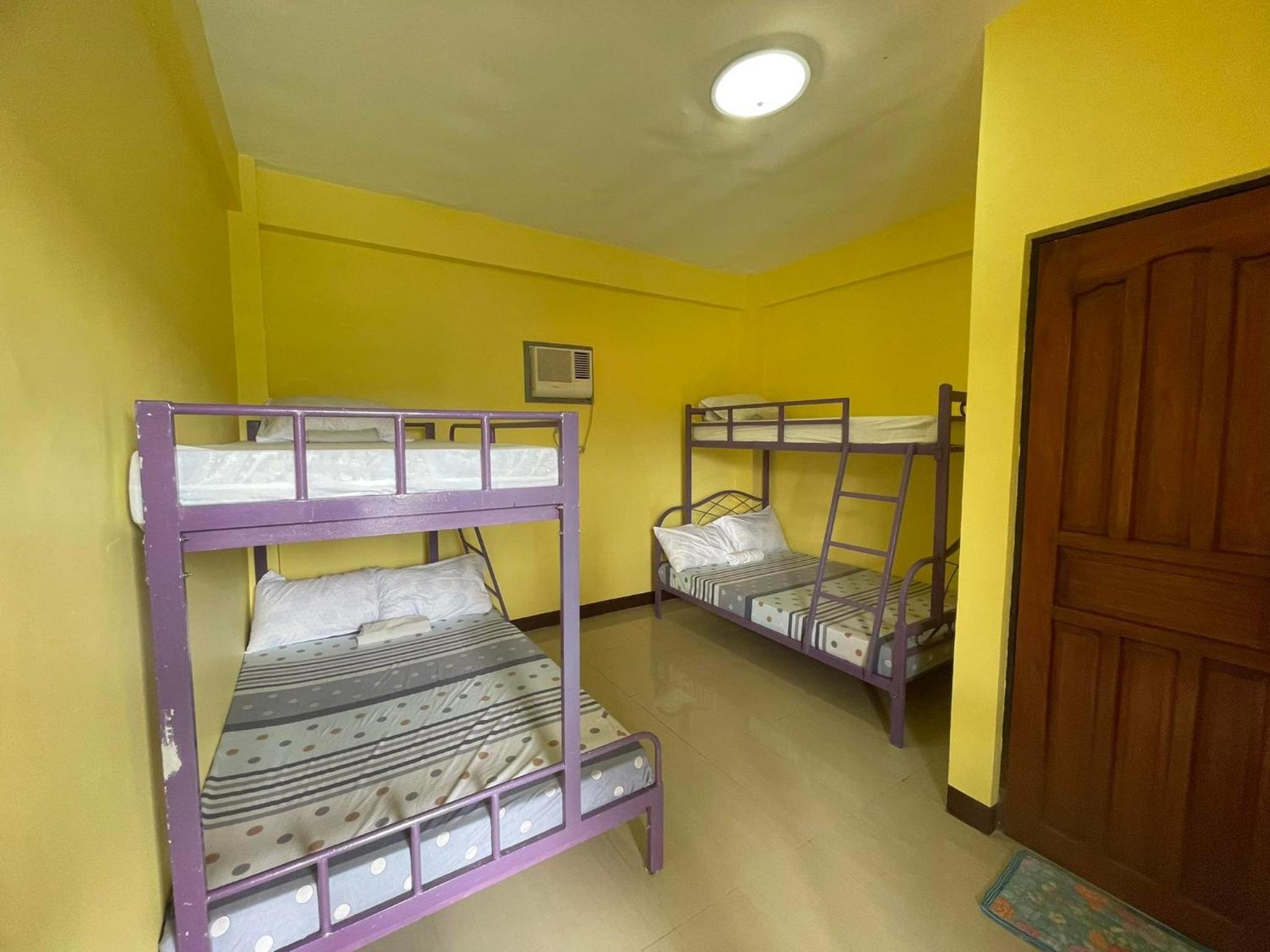 Double or Twin Room with Balcony photo 2