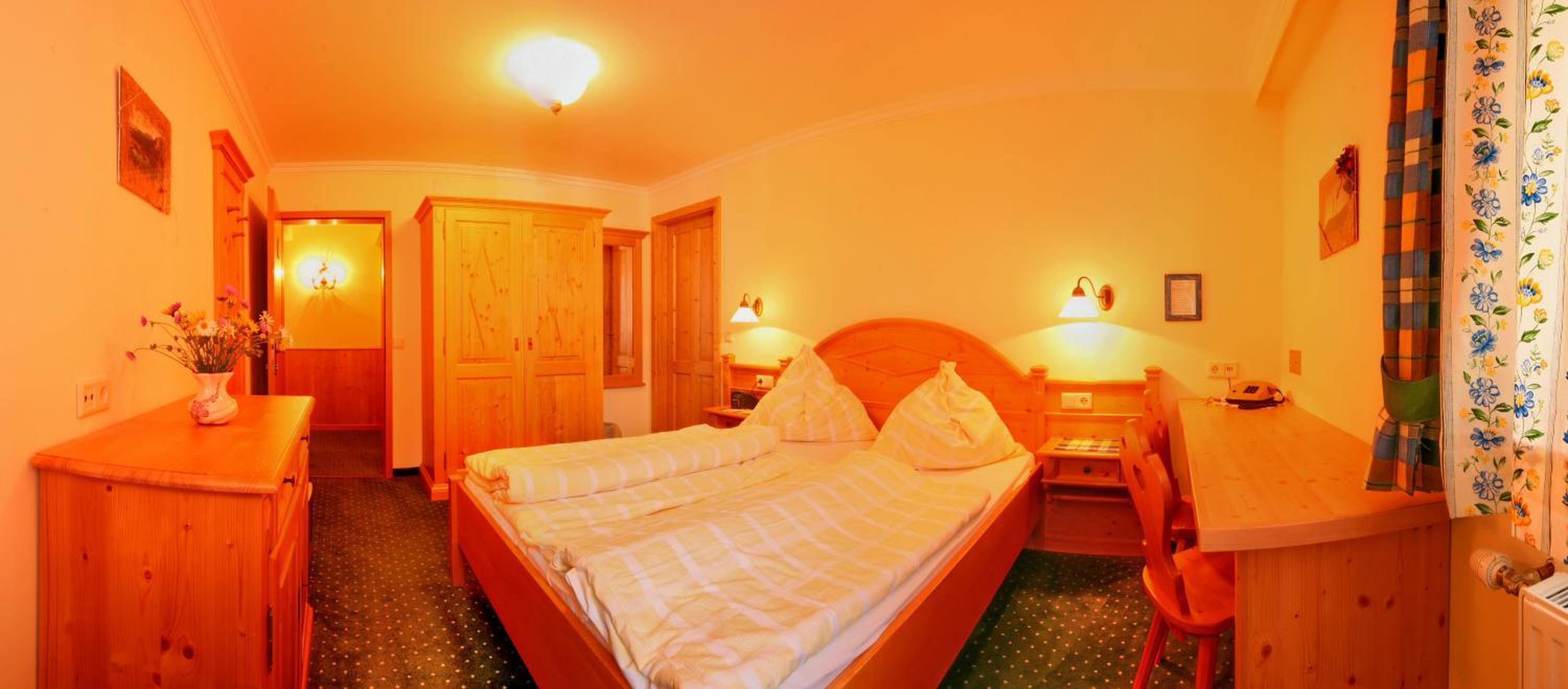 Double Room with Balcony photo 3