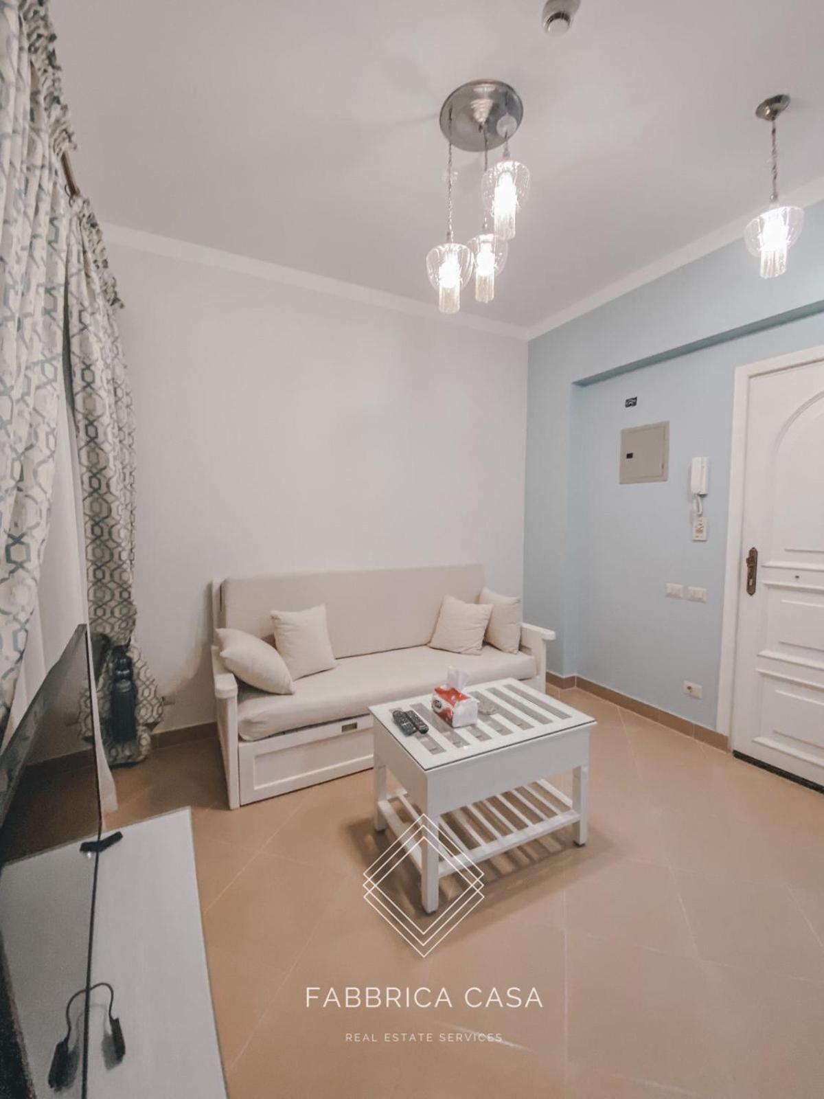 One-Bedroom Apartment - Photo 3