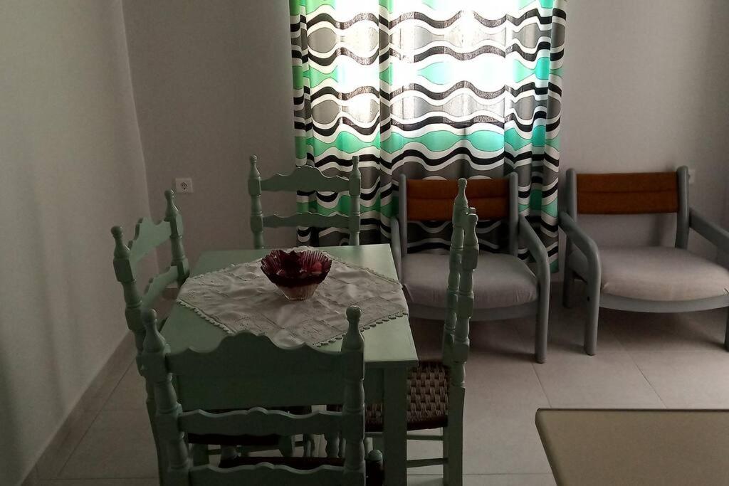 Two-Bedroom Apartment - Photo 3