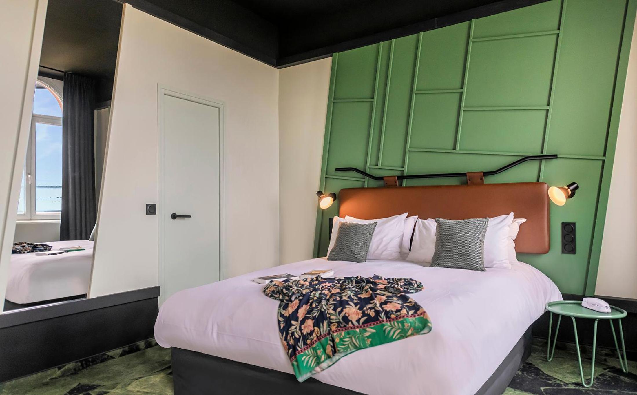 Standard Double Room - Photo 6
