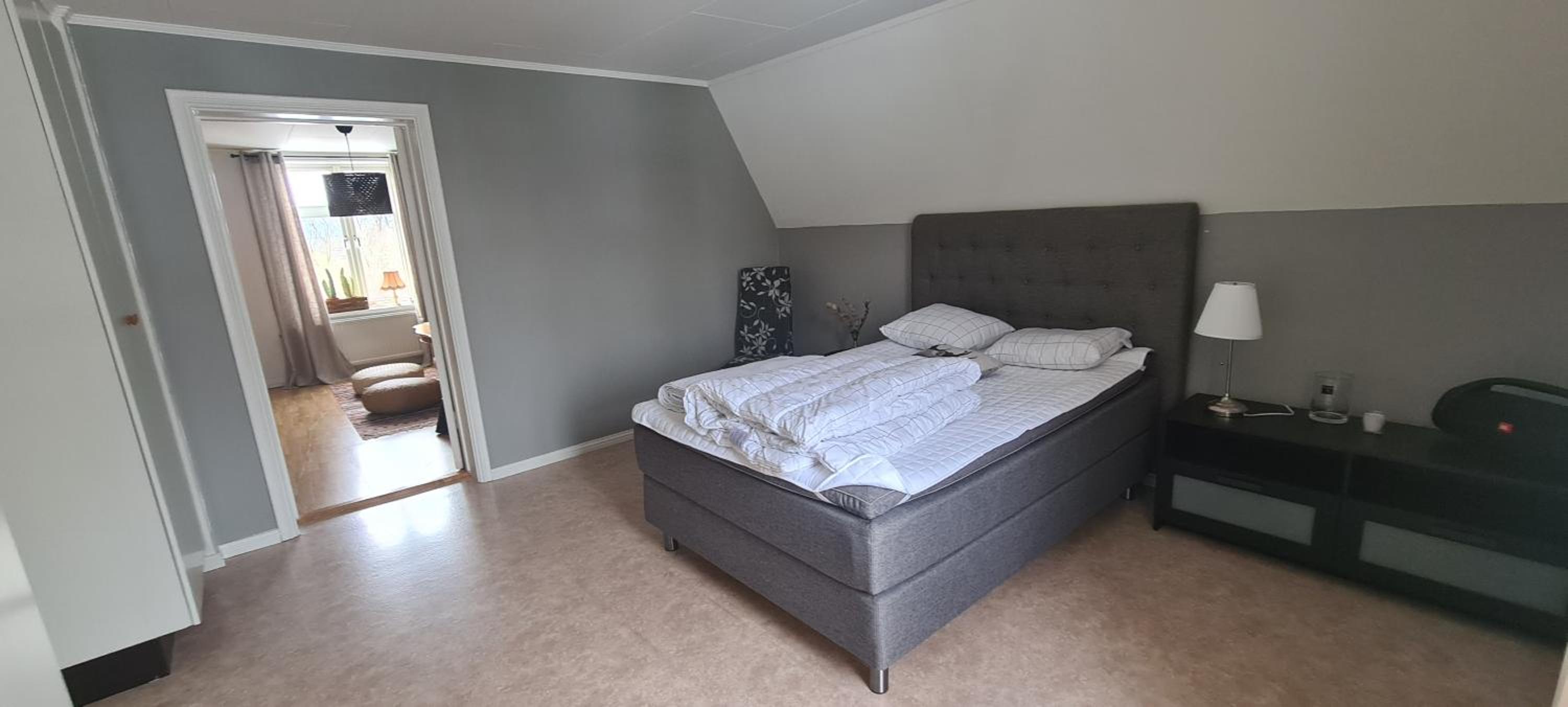 One-Bedroom Apartment - Photo 5
