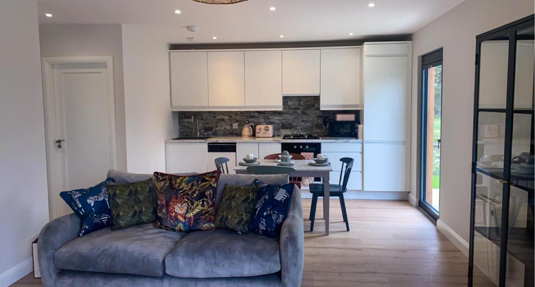 Two-Bedroom Apartment - Photo 8