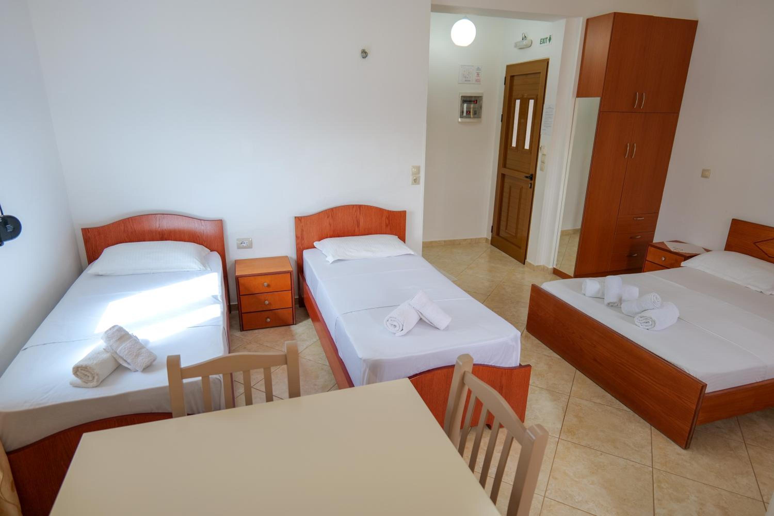 Quadruple Room with Balcony photo 2