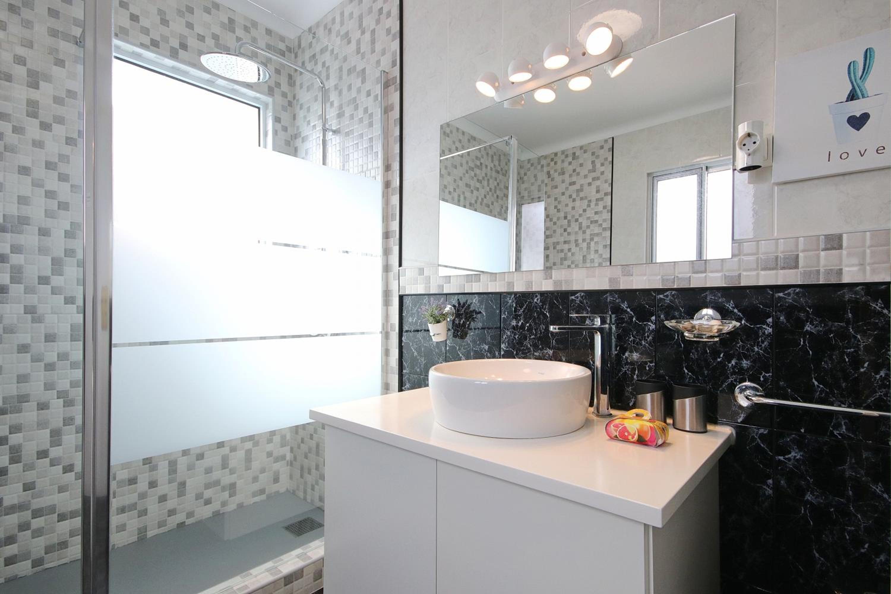 Double Room with Private External Bathroom photo 3