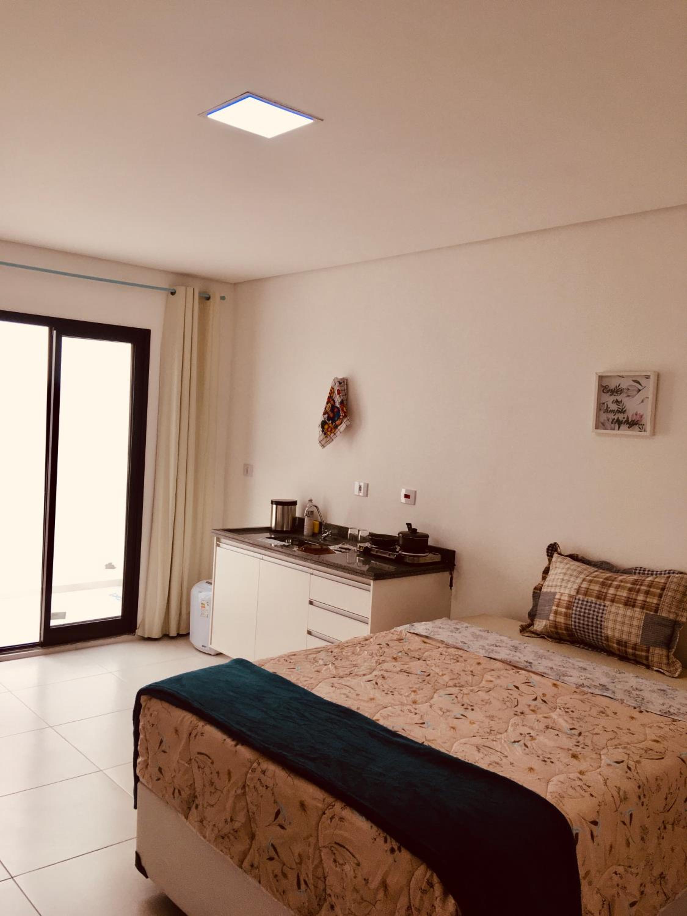 Apartment with Balcony - Photo 16