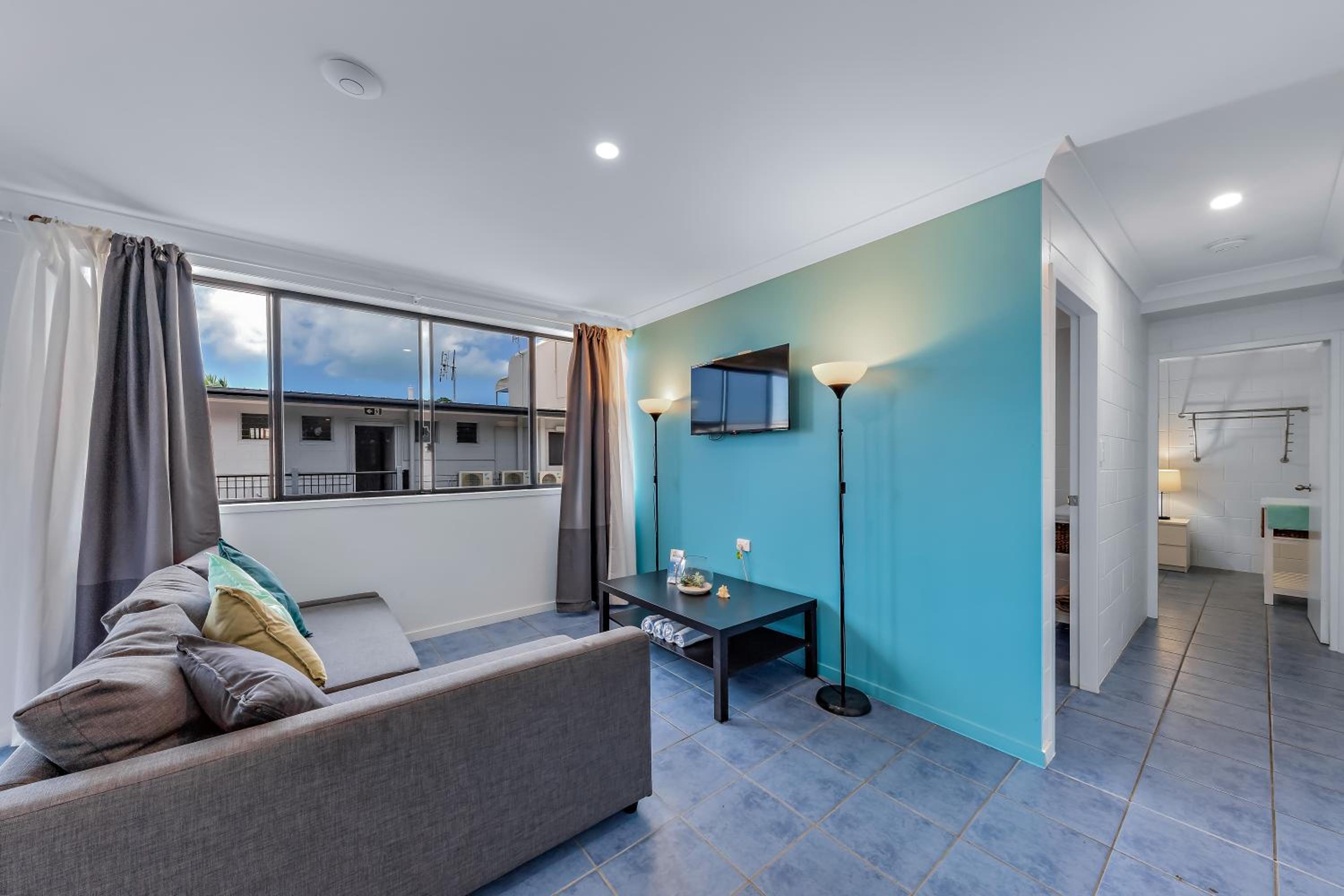 Two-Bedroom Apartment - Photo 23