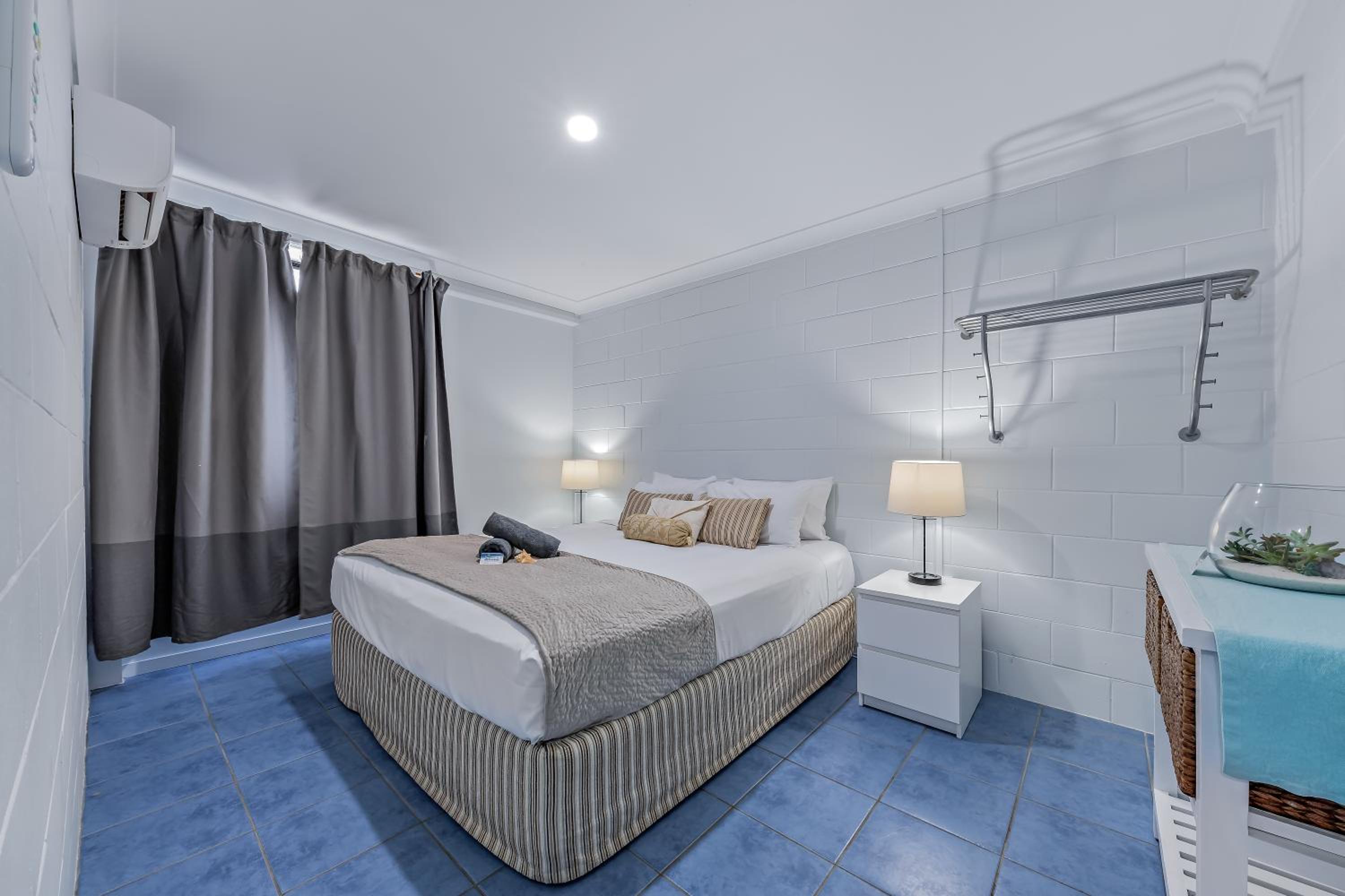 Two-Bedroom Apartment - Photo 1