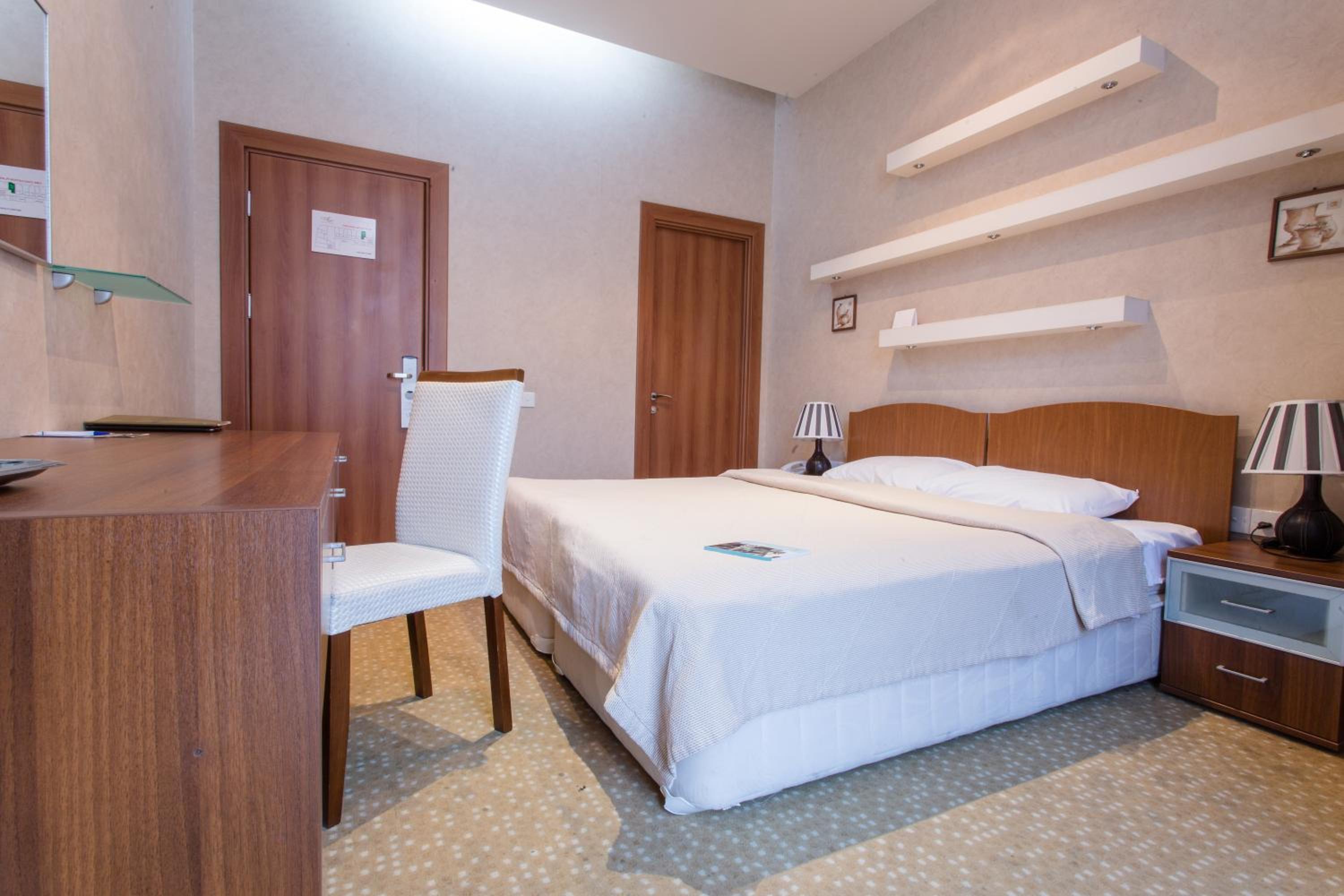 Standard Double Room - Photo 1