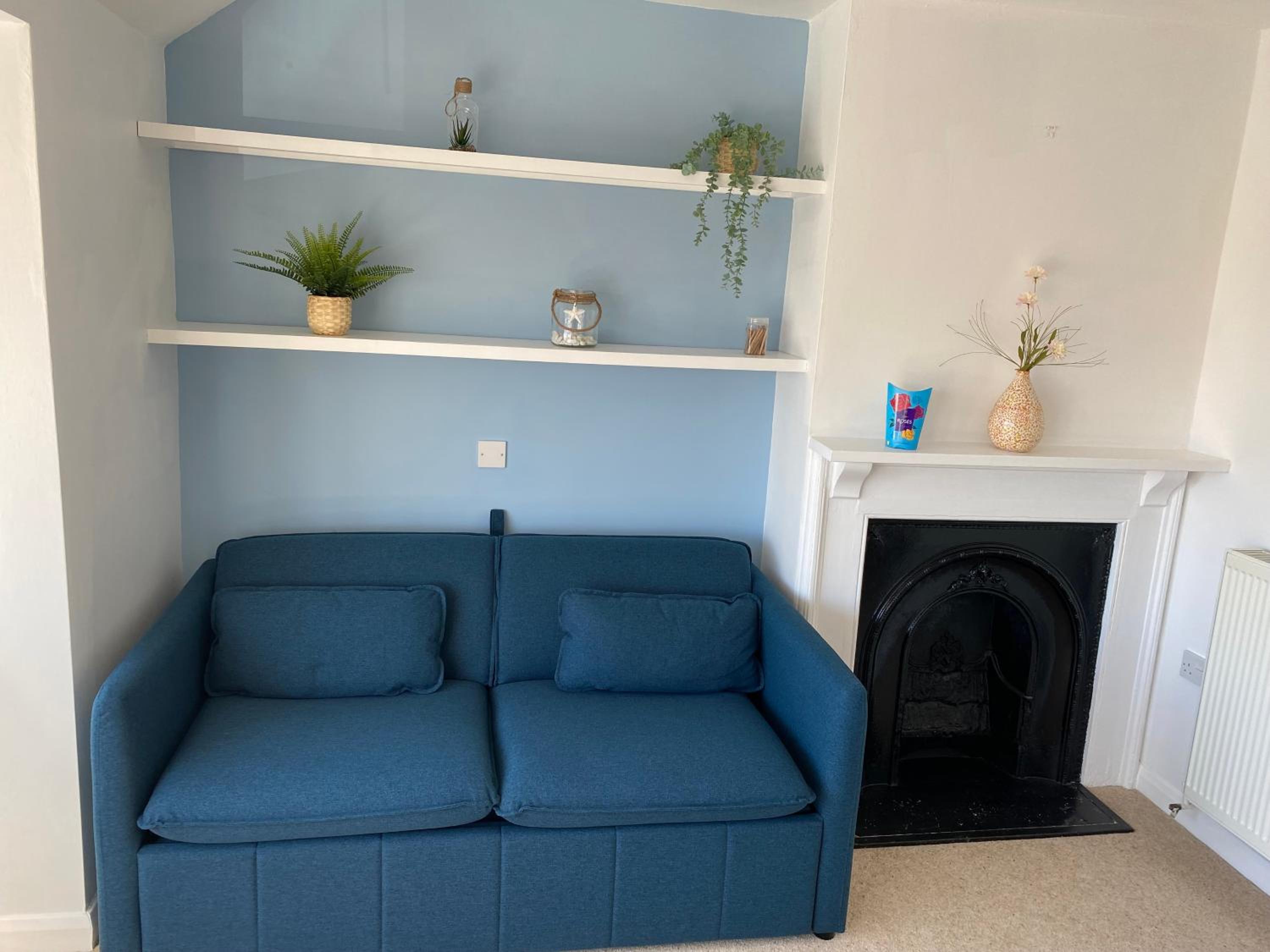 One-Bedroom Apartment - Photo 13