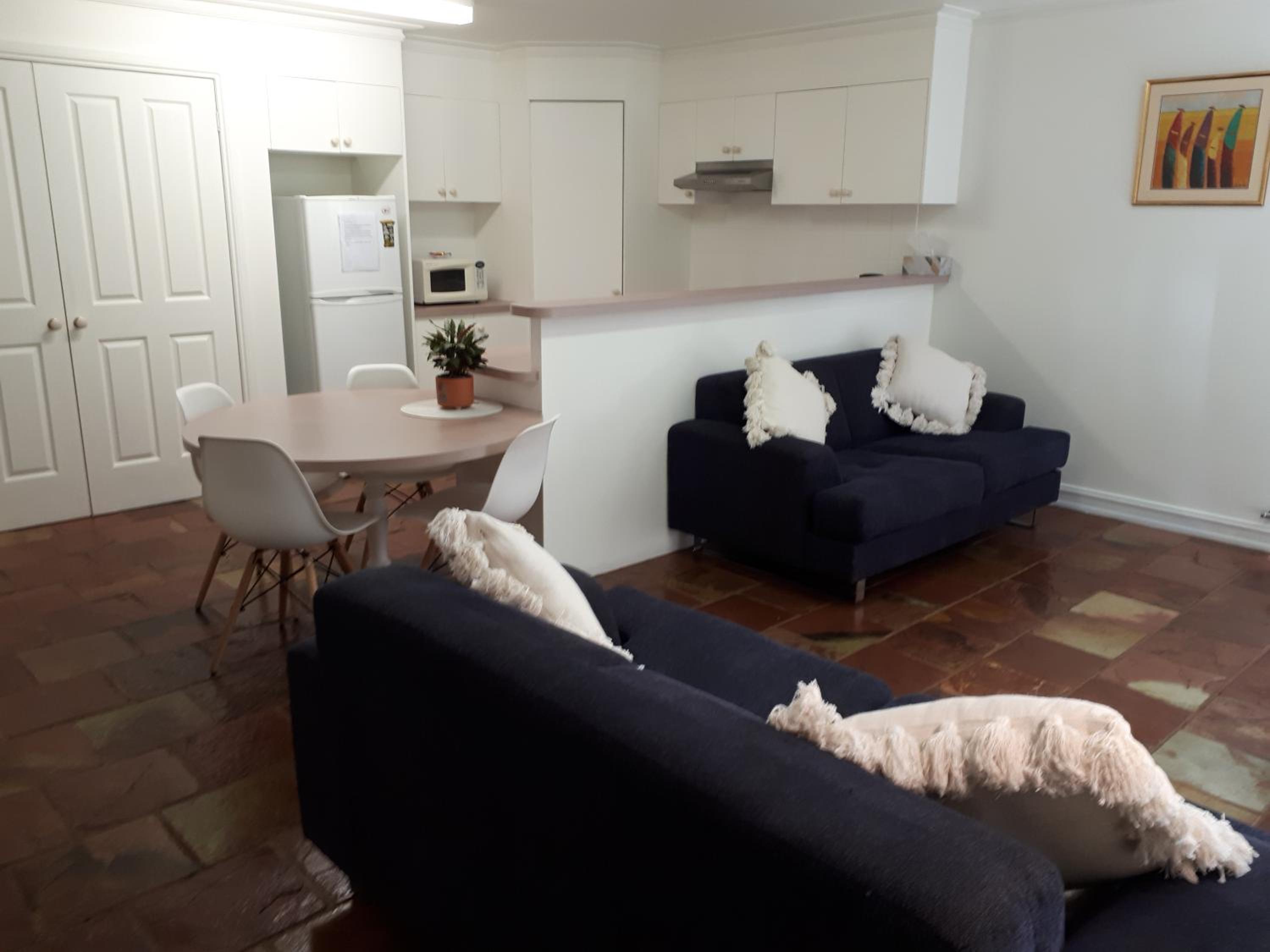 Two-Bedroom Apartment - Photo 4