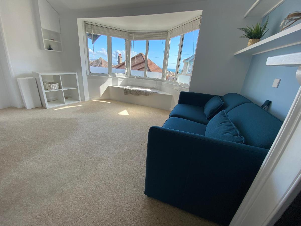 One-Bedroom Apartment - Photo 6