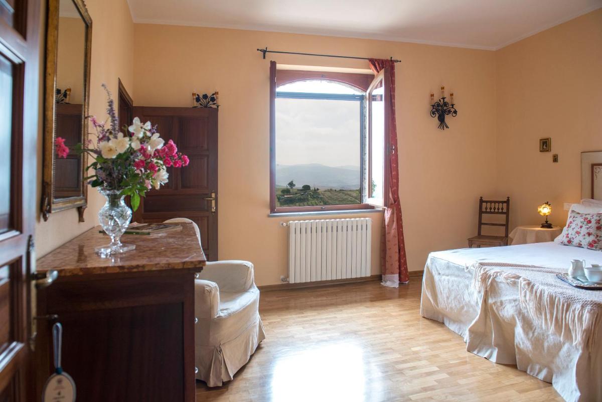 Deluxe Double or Twin Room with Spa Bath photo 1
