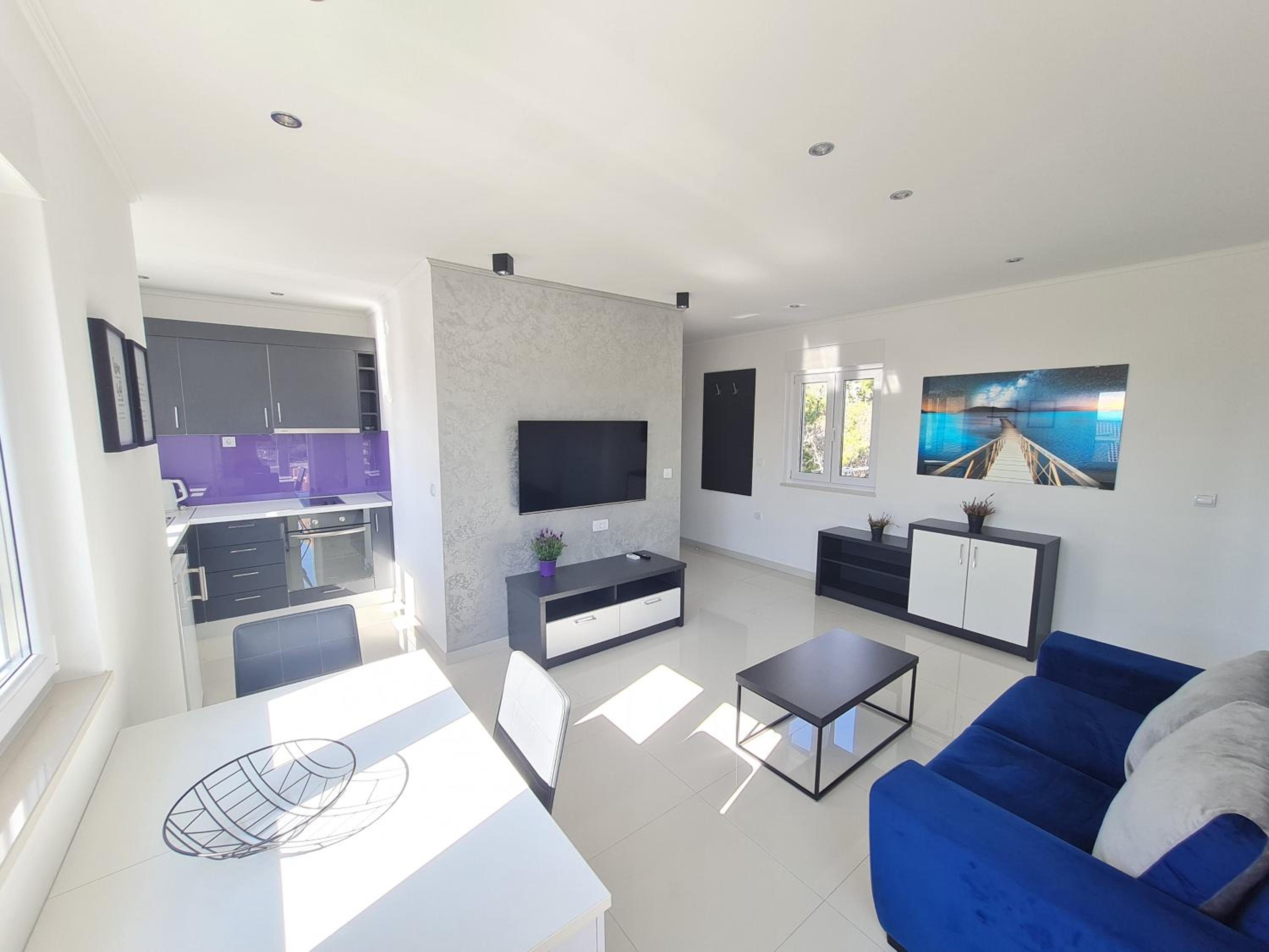 Ein-Zimmer-Apartment mit Balkon