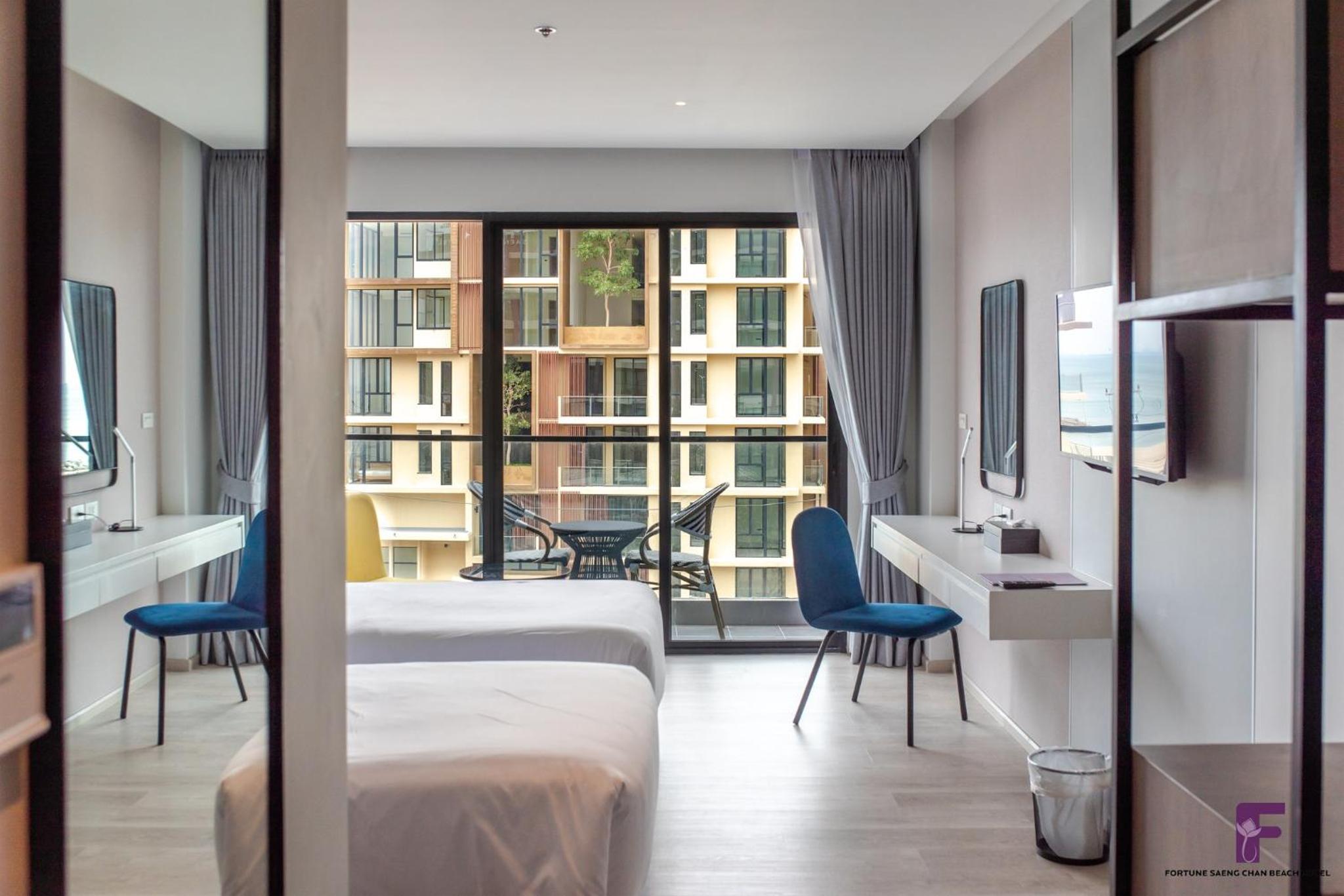 Deluxe Double or Twin Room - Photo 2