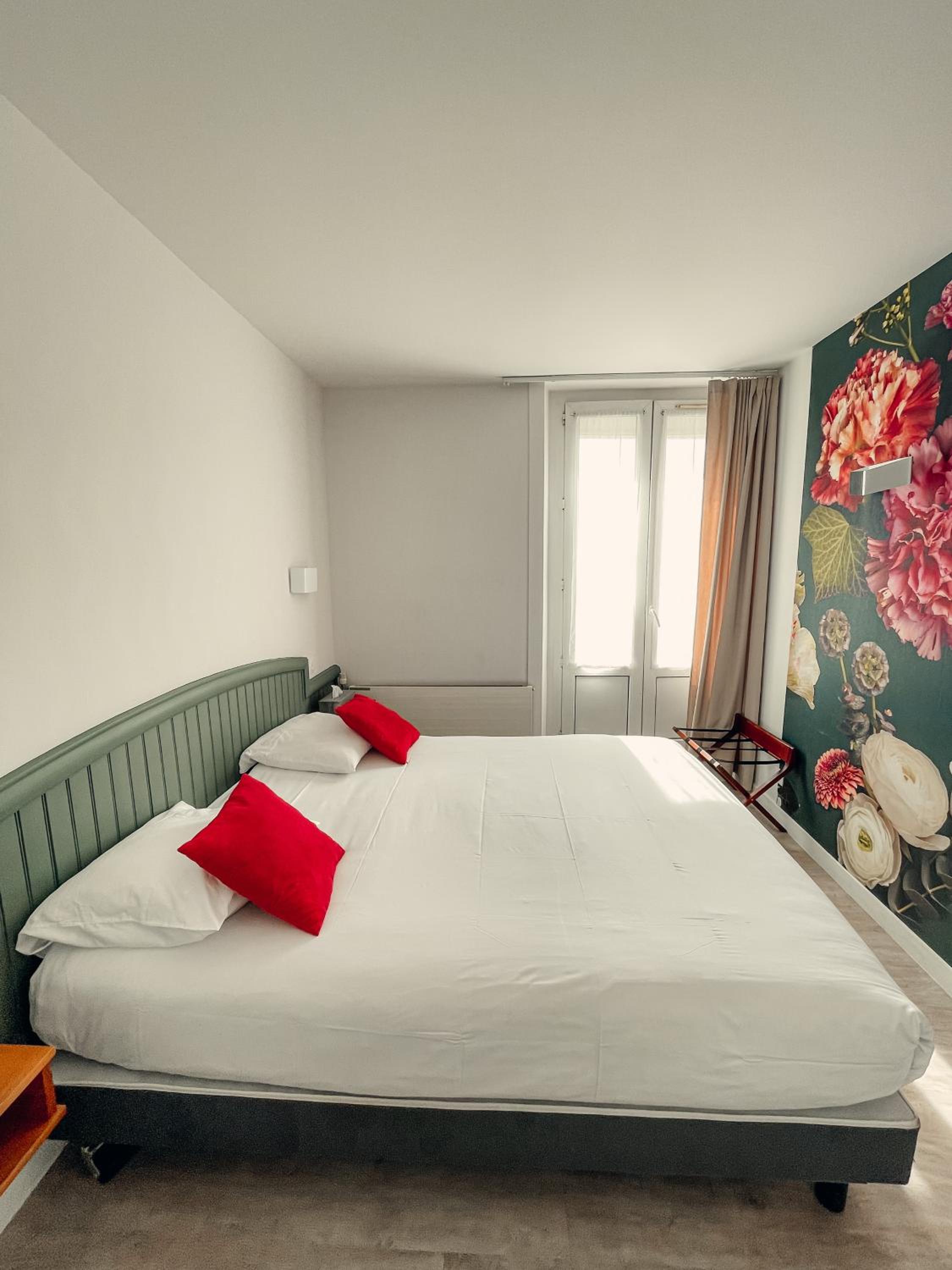 Standard Room photo 3
