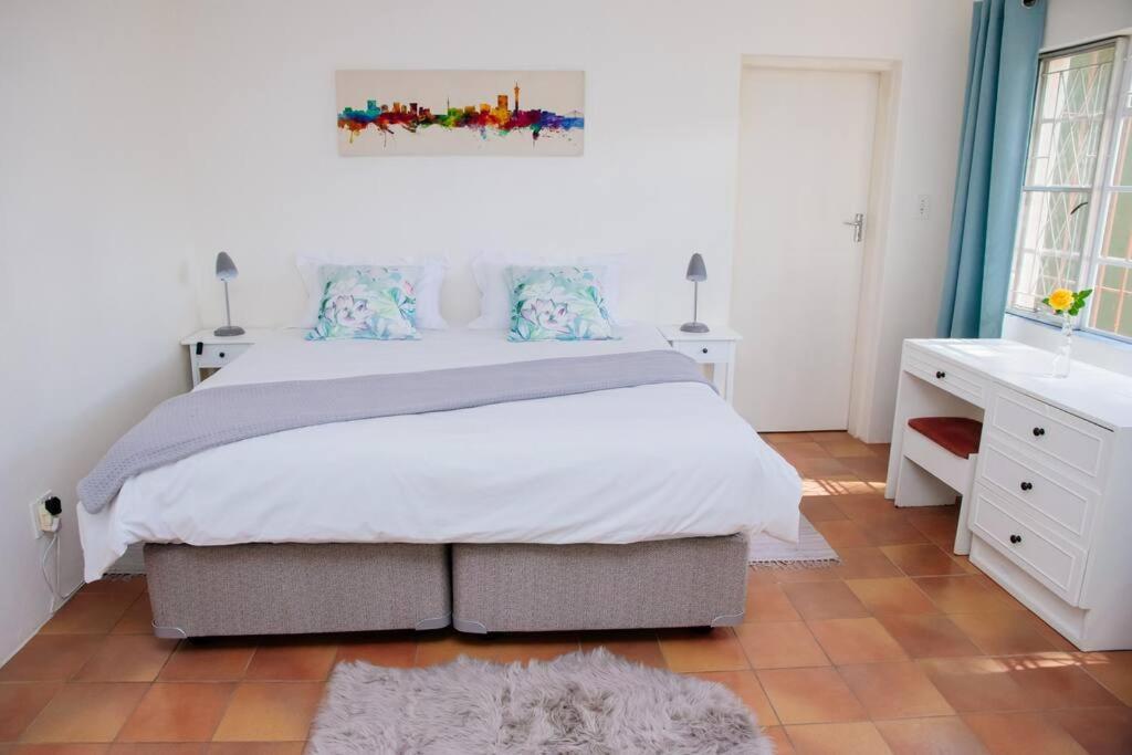 One-Bedroom House photo 1