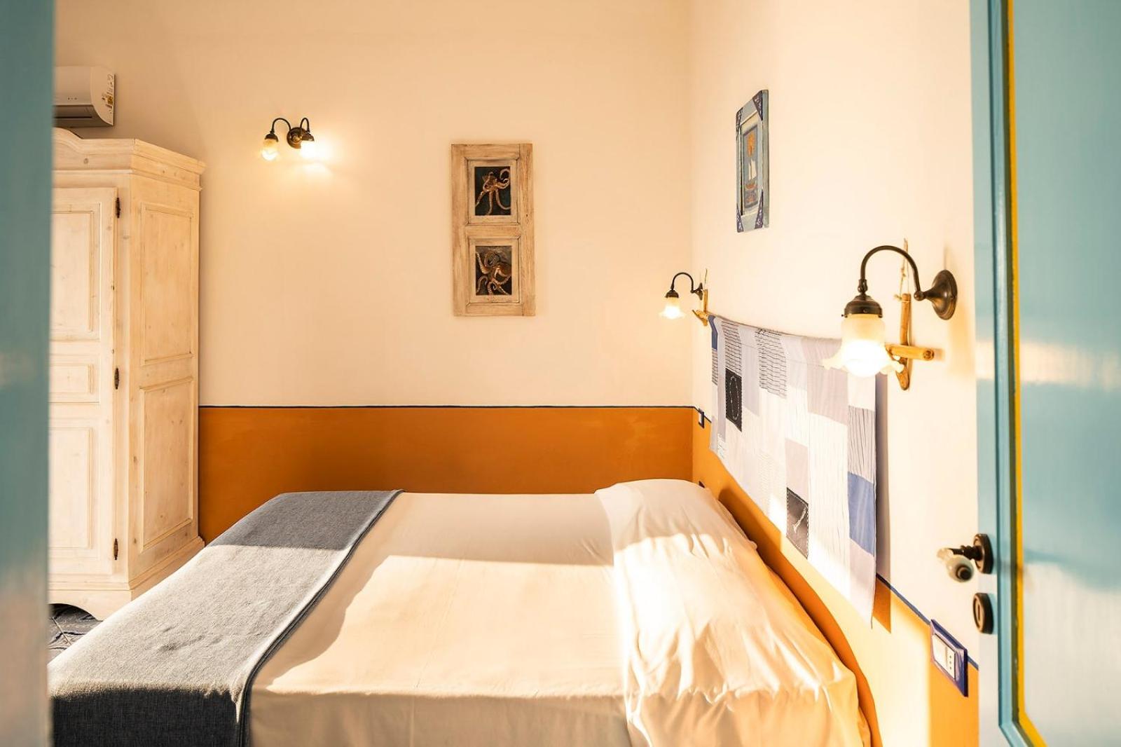 Superior Double or Twin Room with Balcony and Sea View photo 3