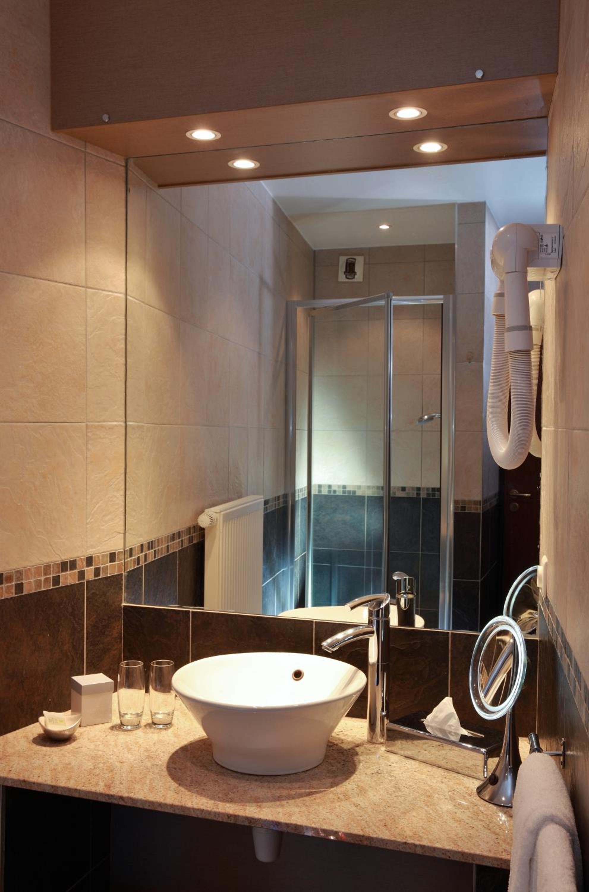 Superior Double Room - Photo 4