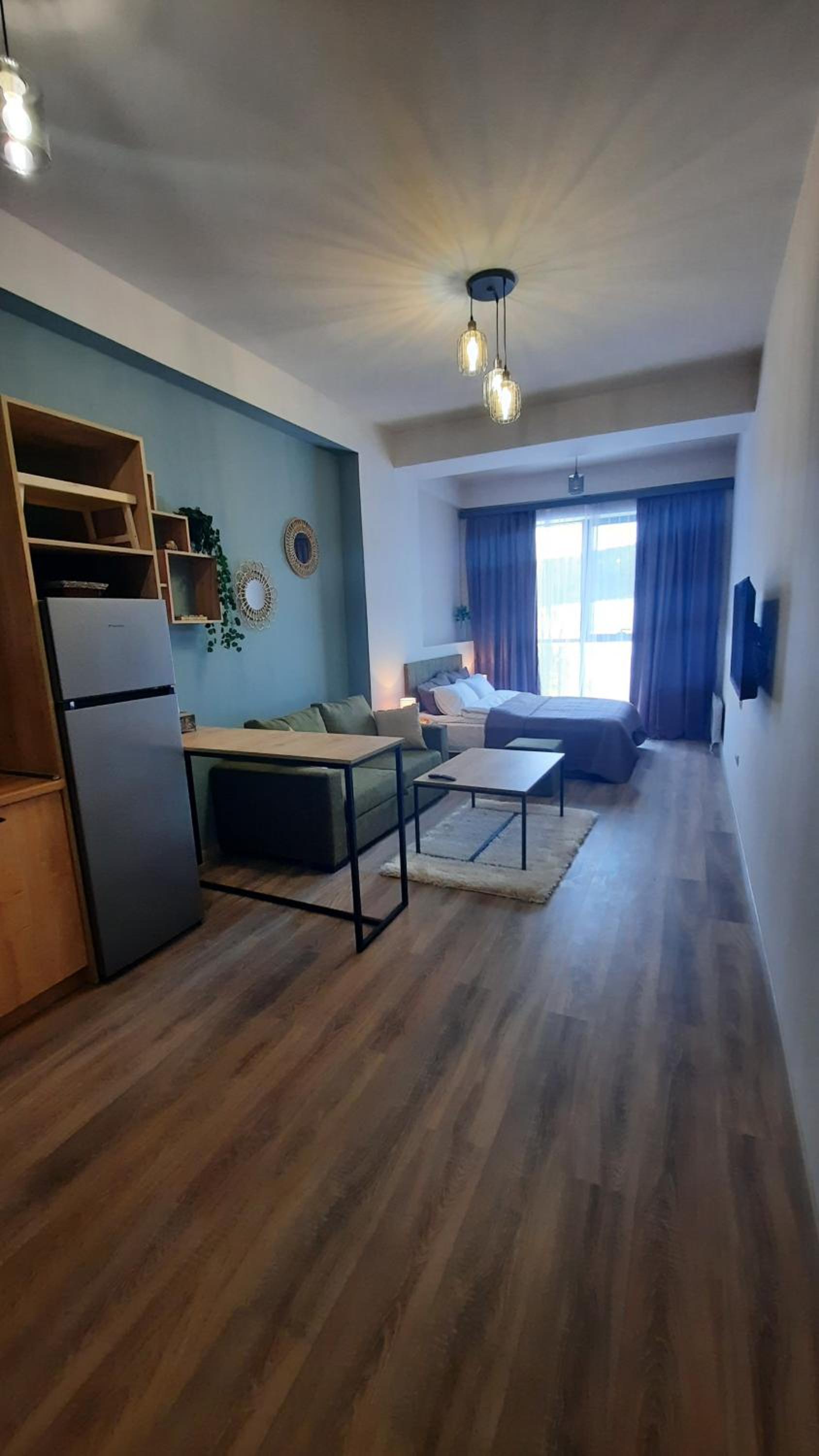 One-Bedroom Apartment photo 2