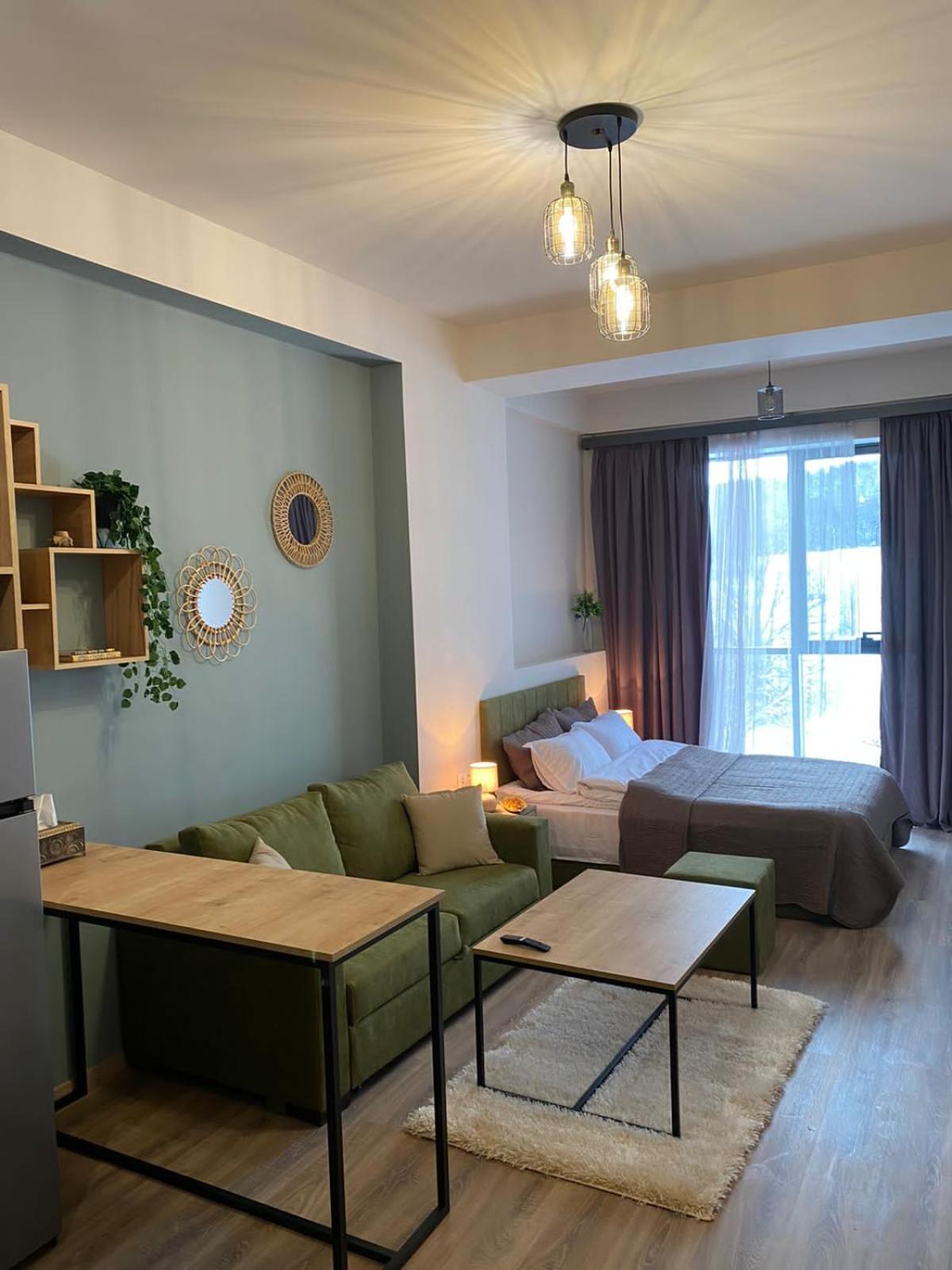 One-Bedroom Apartment photo 1