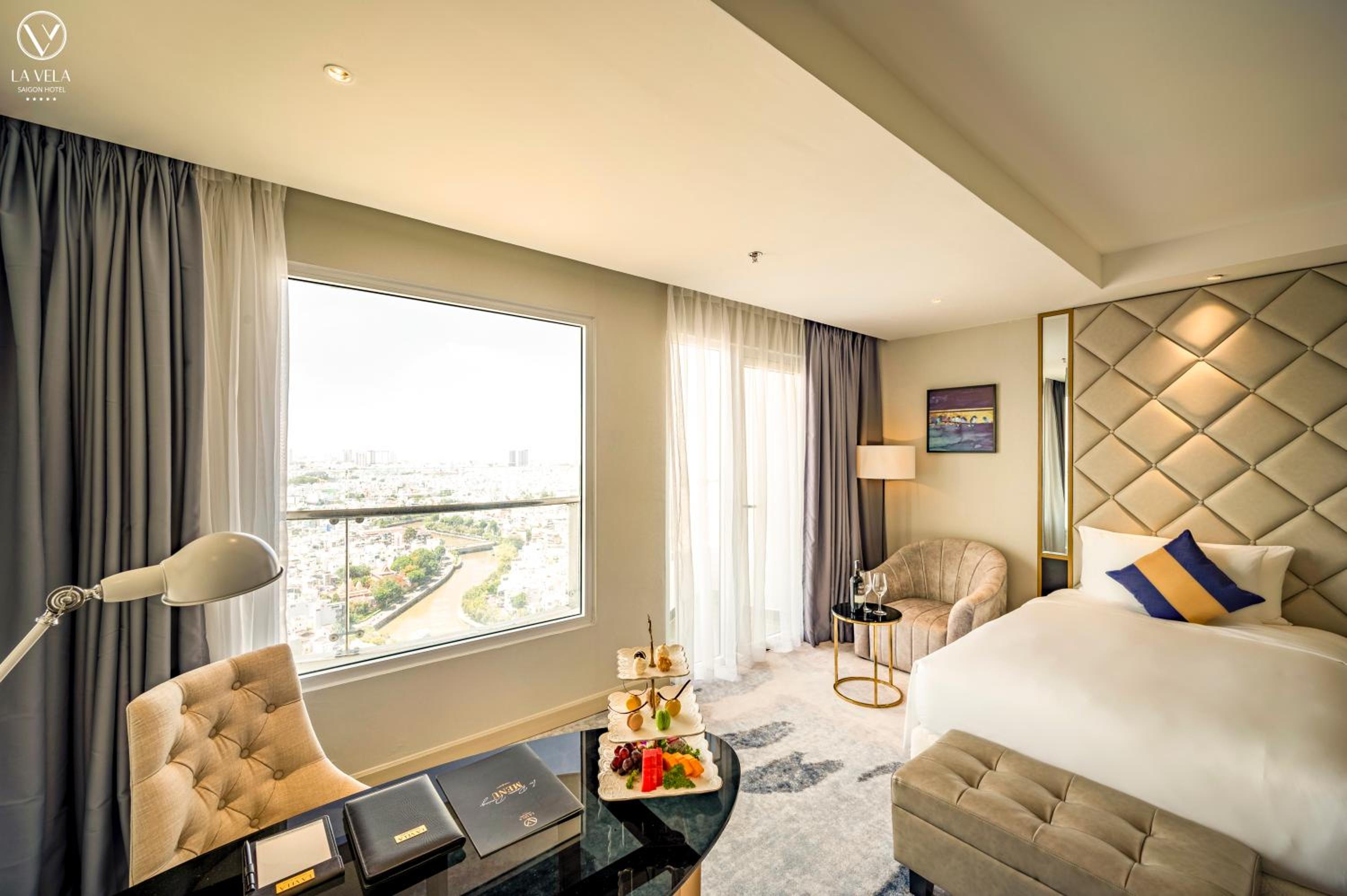 Luxury Twin Room with one Shining Afternoon Tea Per Stay