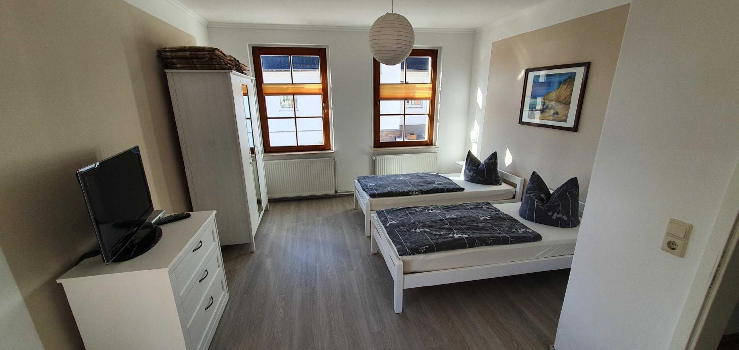 Apartment with Balcony photo 3