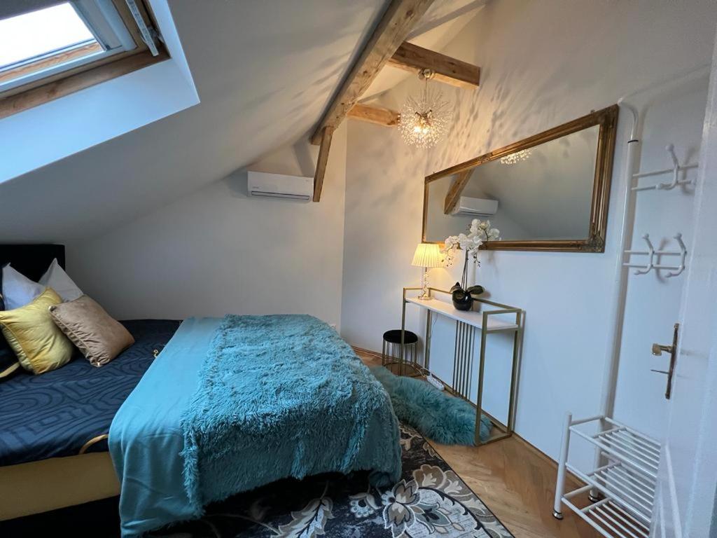 Apartment - Photo 24
