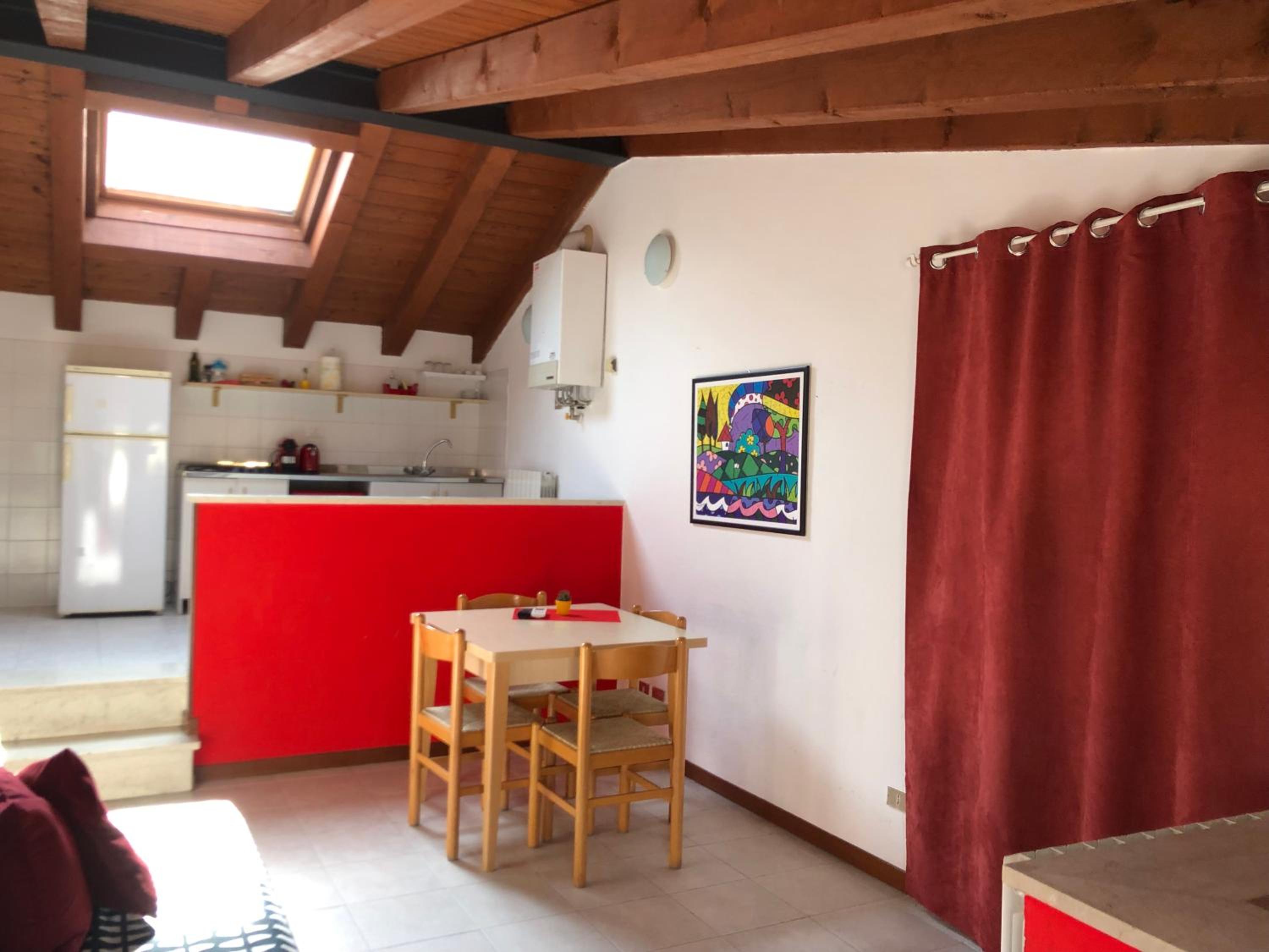 One-Bedroom Apartment - Photo 6