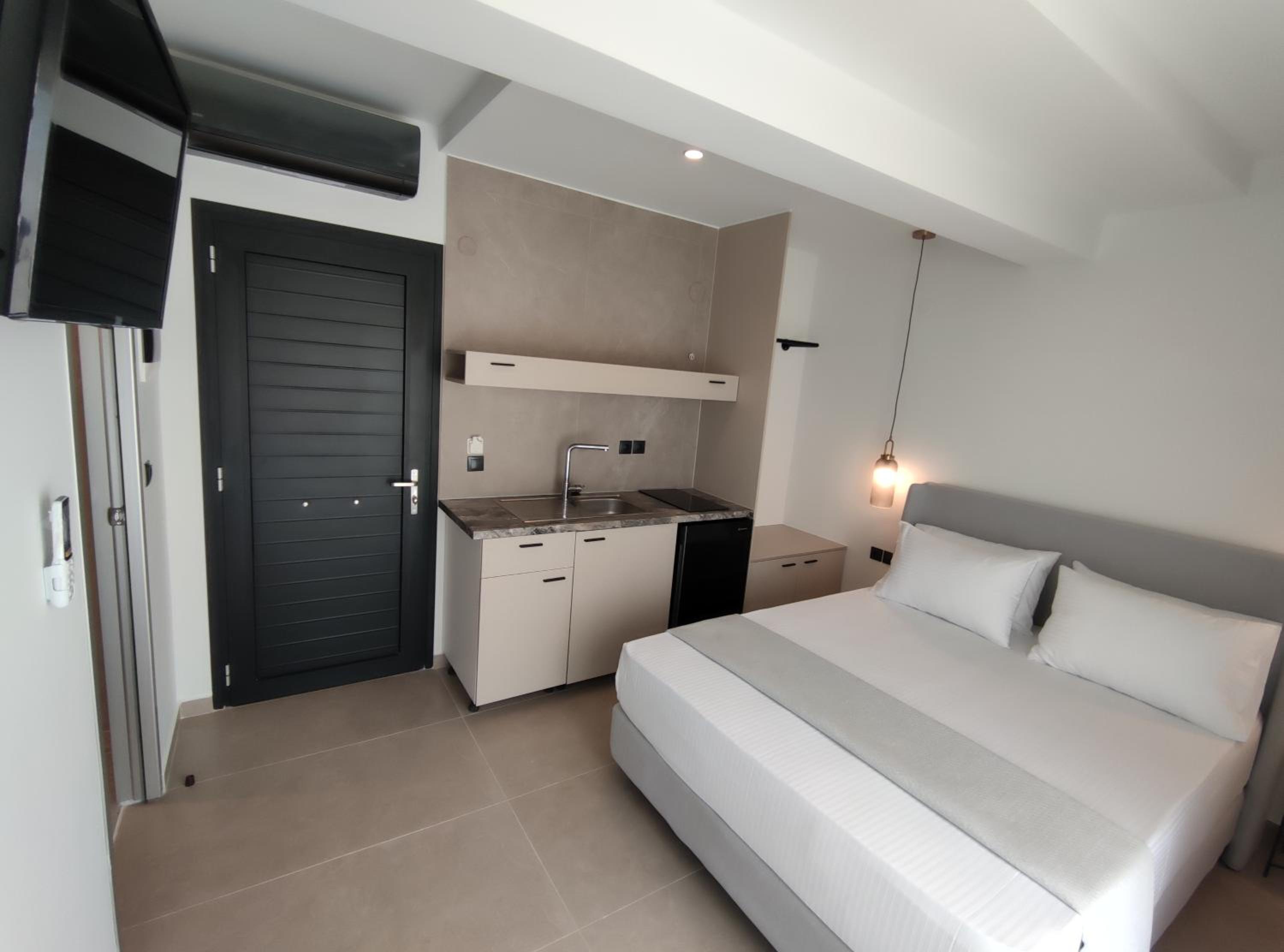 Double Room with Mountain View - Photo 6