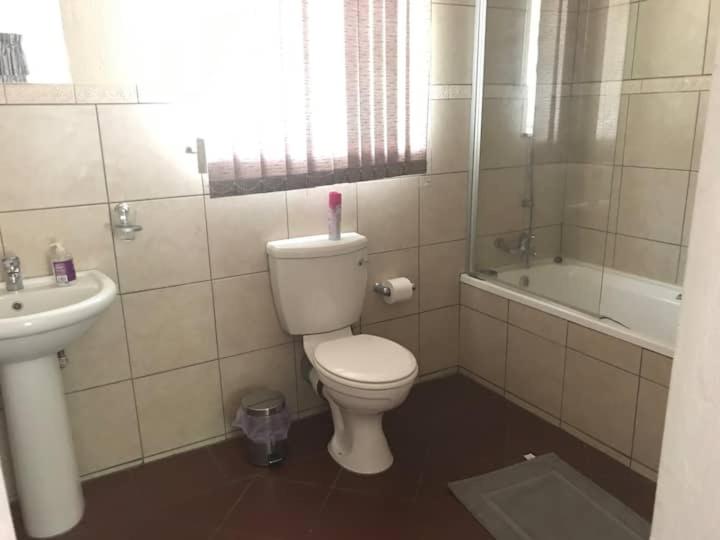 Deluxe Suite - Photo 9
