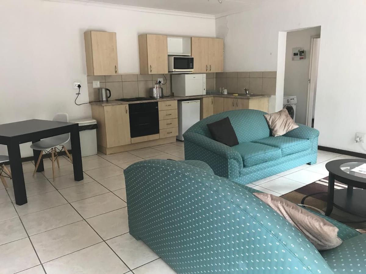 Deluxe Suite - Photo 8