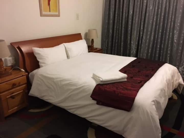 Deluxe Suite - Photo 10