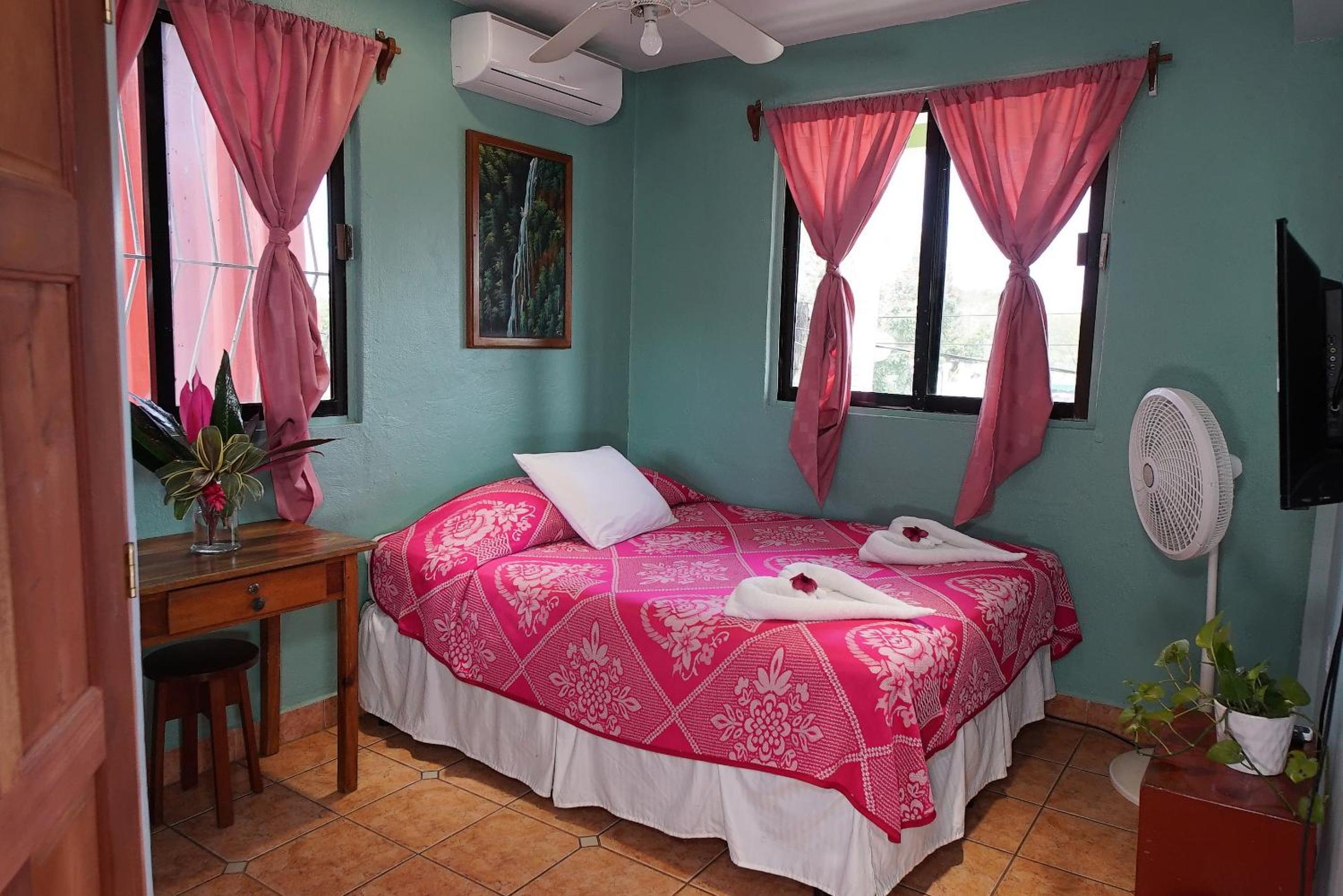 Standard Double Room photo 1