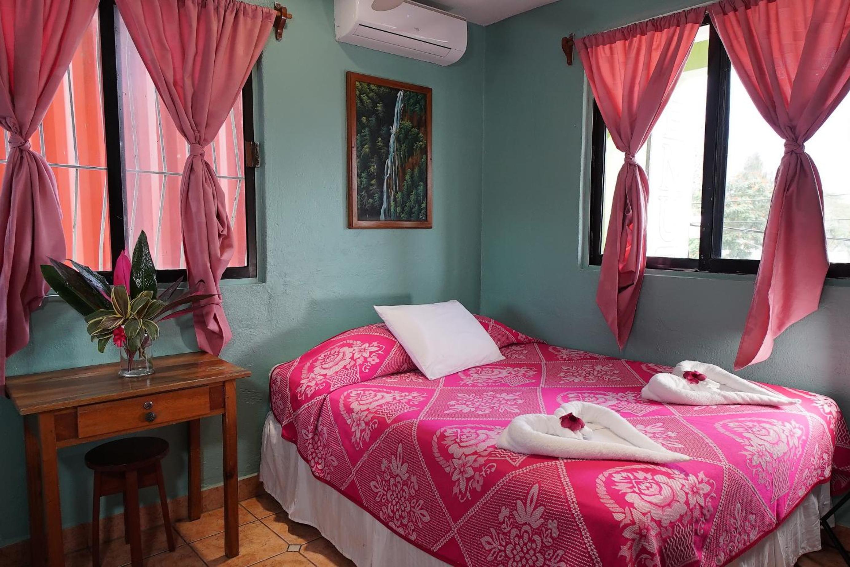 Standard Double Room photo 2